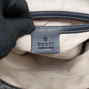 Secondhand Gucci GG Supreme Messenger Beige × Navy PVC coated canvas×leather 295257 shoulderbag | stylenewstar