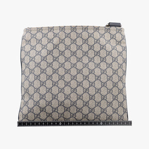 Secondhand Gucci GG Supreme Messenger Beige × Navy PVC coated canvas×leather 295257 shoulderbag | stylenewstar