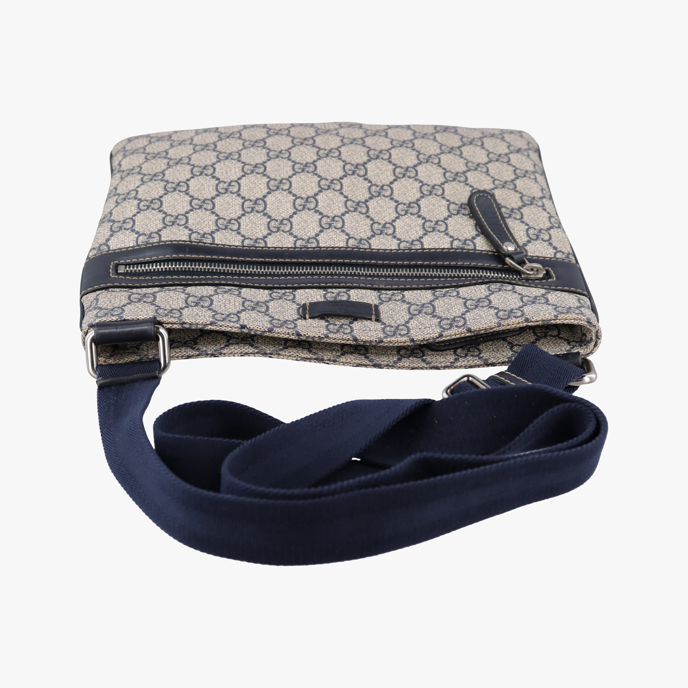 Secondhand Gucci GG Supreme Messenger Beige × Navy PVC coated canvas×leather 295257 shoulderbag | stylenewstar