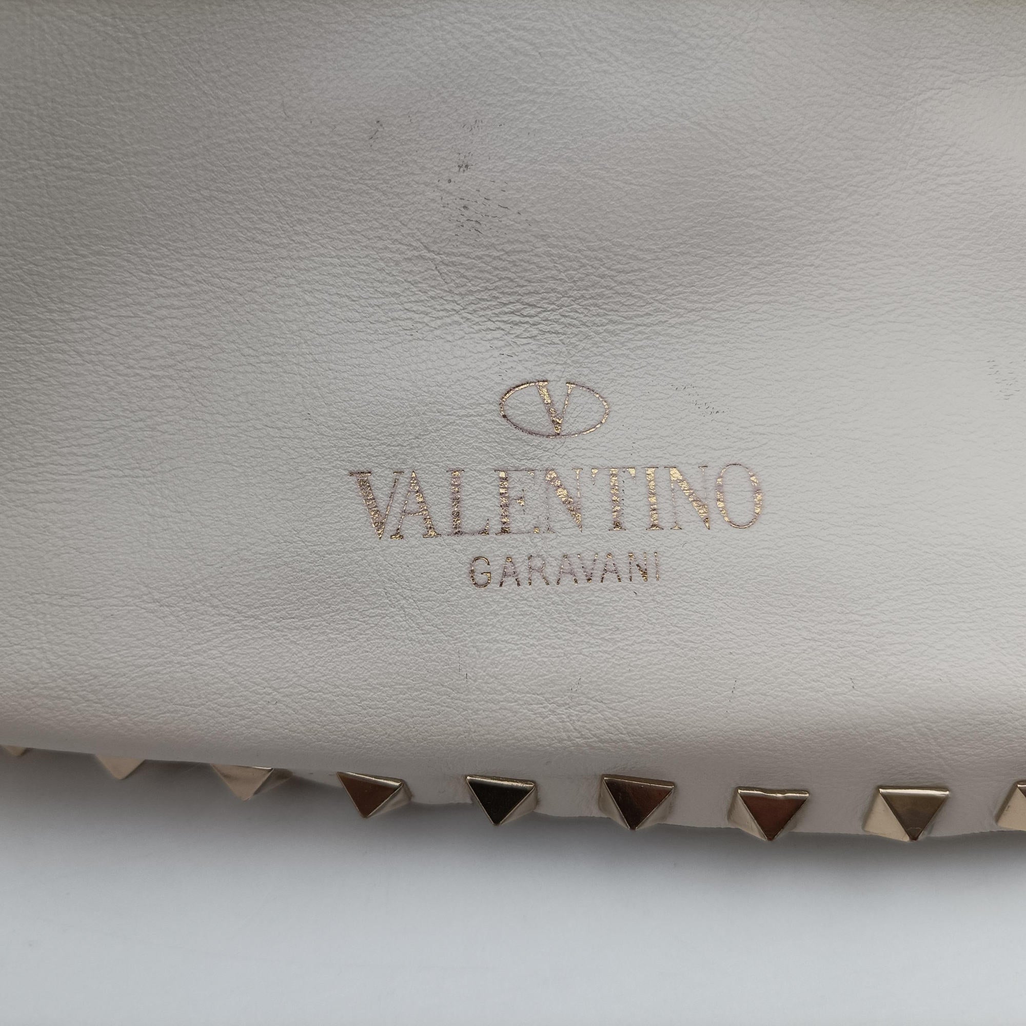 Pre-owned Valentino Rockstud White Leather  shoulderbag | stylenewstar