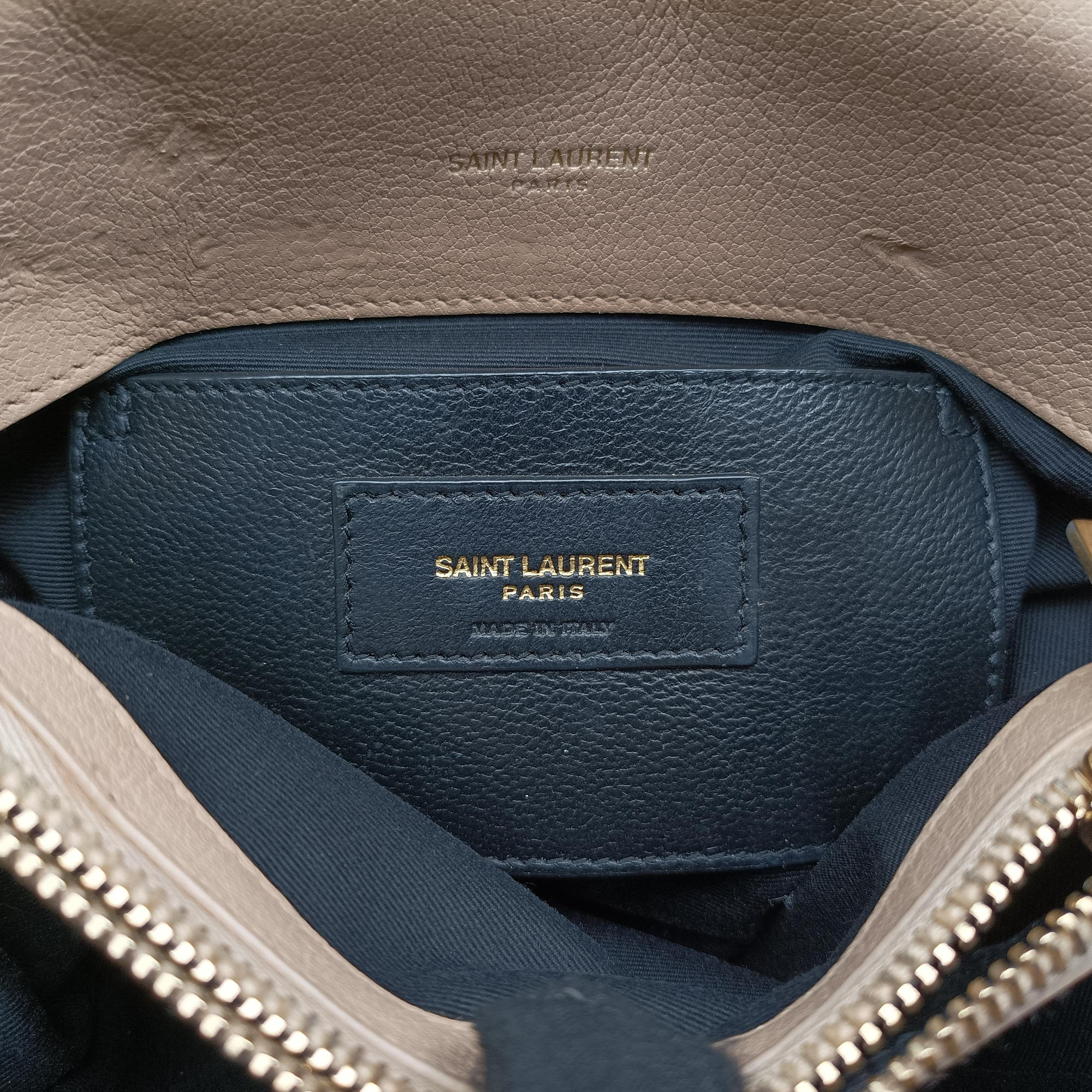 Pre-owned Yves Saint Laurent COLLEGE Beige Leather 600279 shoulderbag | stylenewstar