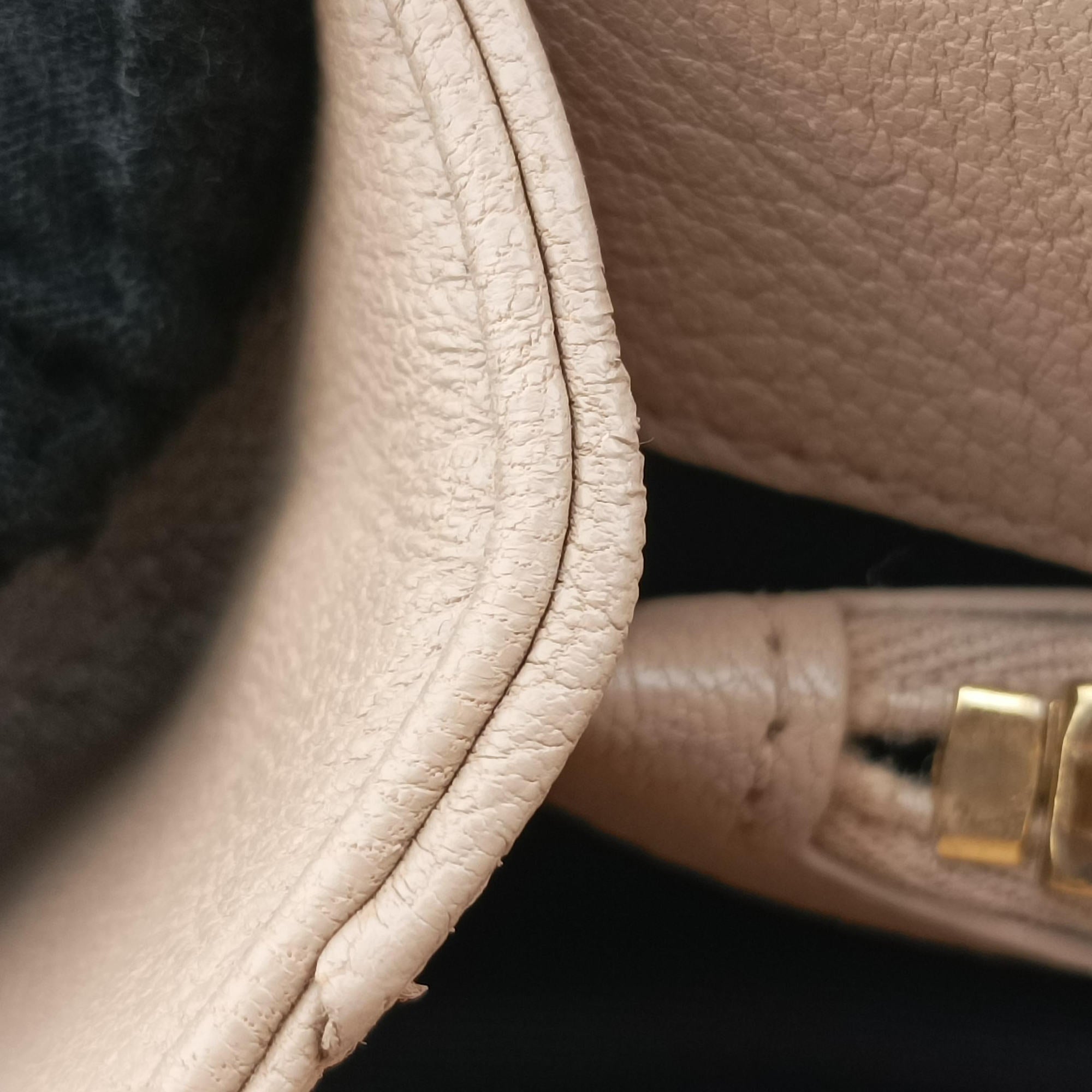 Pre-owned Yves Saint Laurent COLLEGE Beige Leather 600279 shoulderbag | stylenewstar