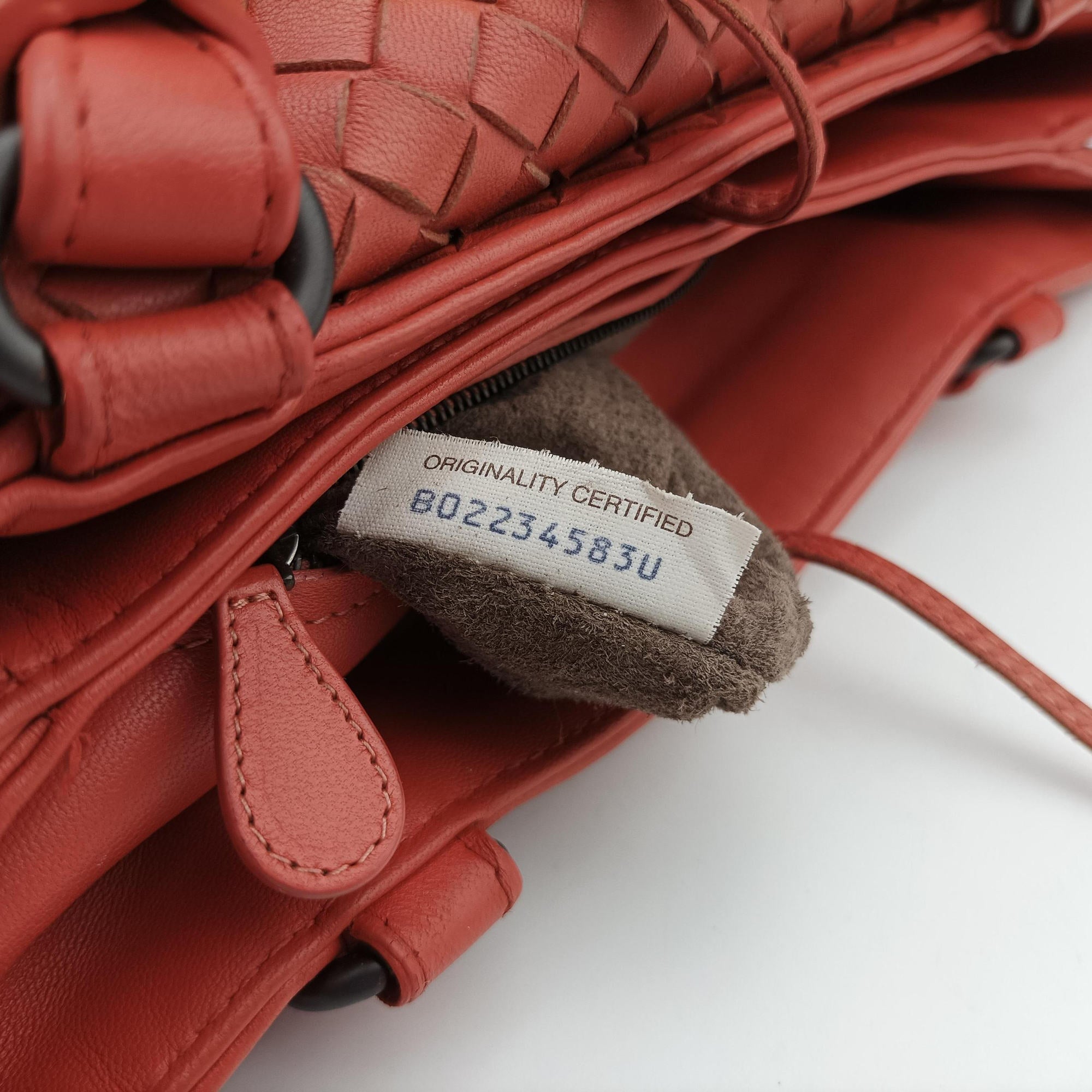 Pre-owned Bottega Veneta Intrecciato Coral red lambskin  handbag | stylenewstar