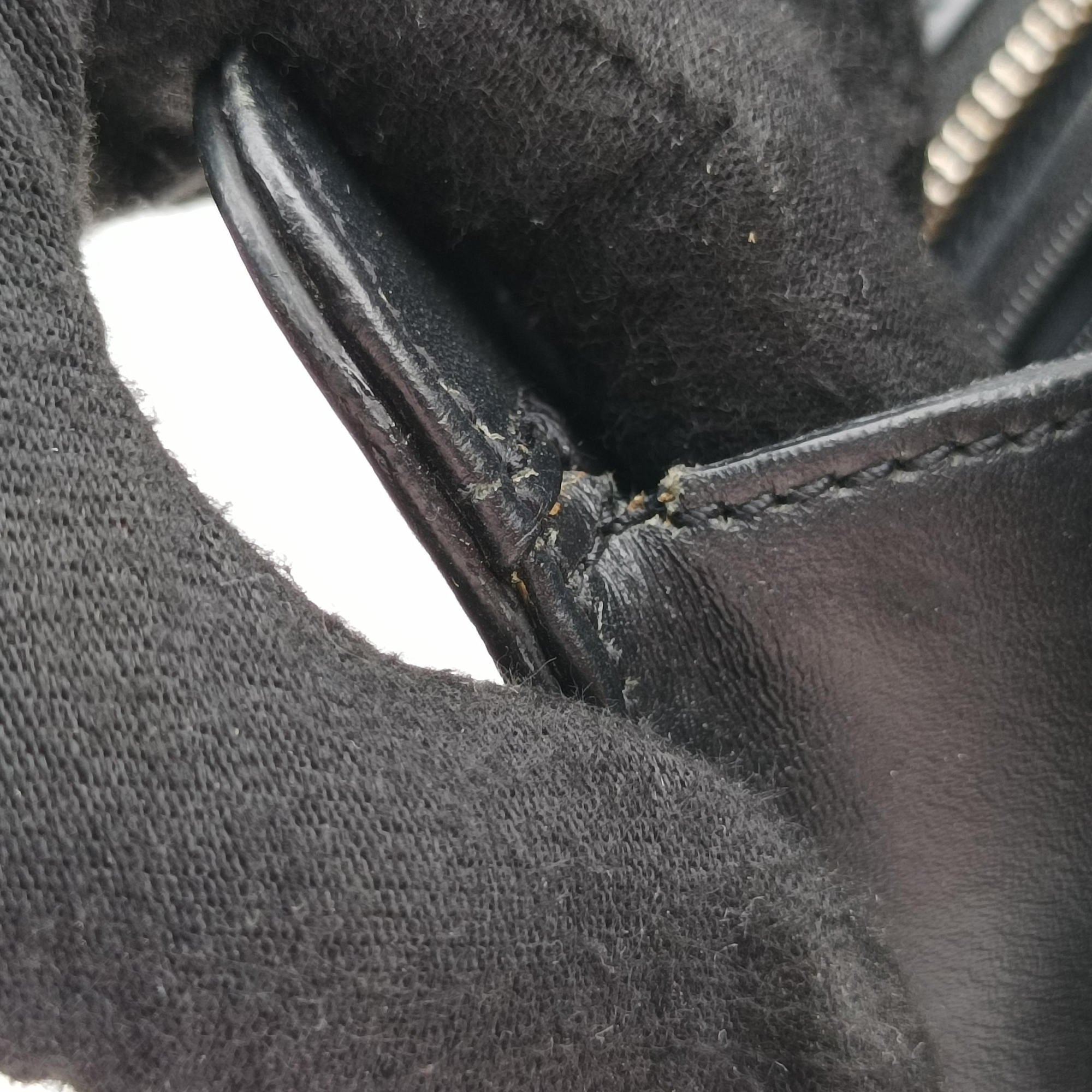 Pre-owned Yves Saint Laurent Y Ligne Petit Cabas Black Leather 370697 shoulderbag | stylenewstar