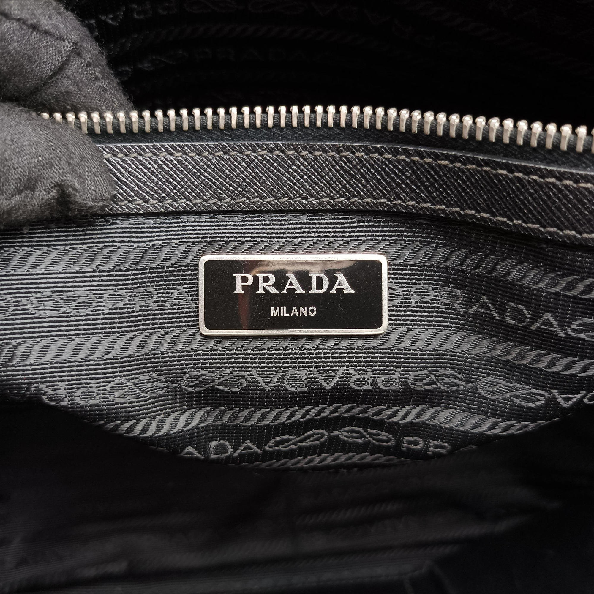 Pre-owned Prada Business Briefcase Black SAFFIANO Leather 2VE011 handbag | stylenewstar