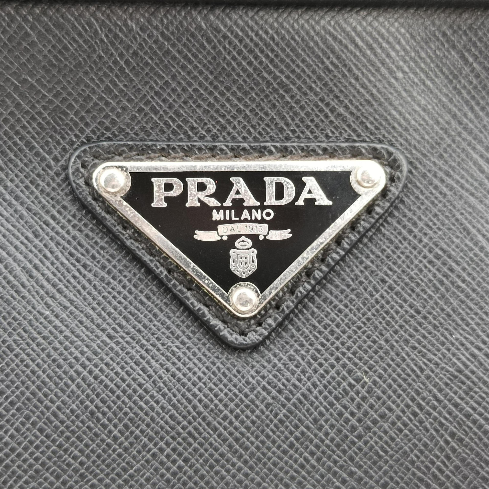 Pre-owned Prada Business Briefcase Black SAFFIANO Leather 2VE011 handbag | stylenewstar