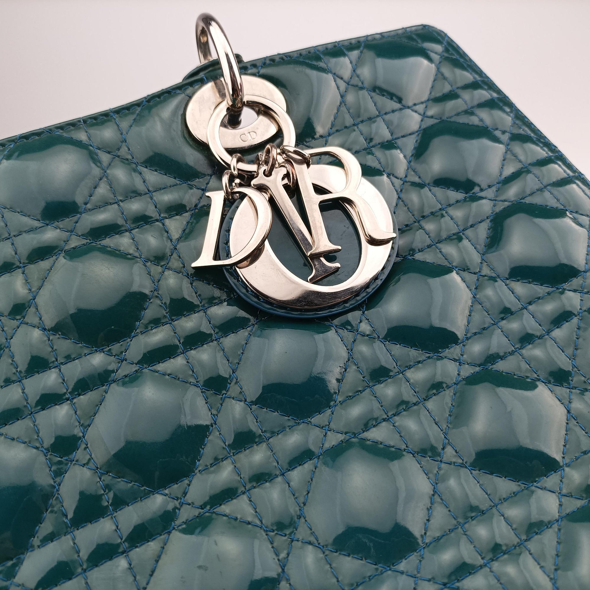 Pre-owned Christian Dior Lady Dior Blue Patent　Leather  shoulderbag | stylenewstar
