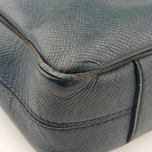 Vintage Louis Vuitton Porto Document Business MM Navy Taiga M32705 handbag | stylenewstar