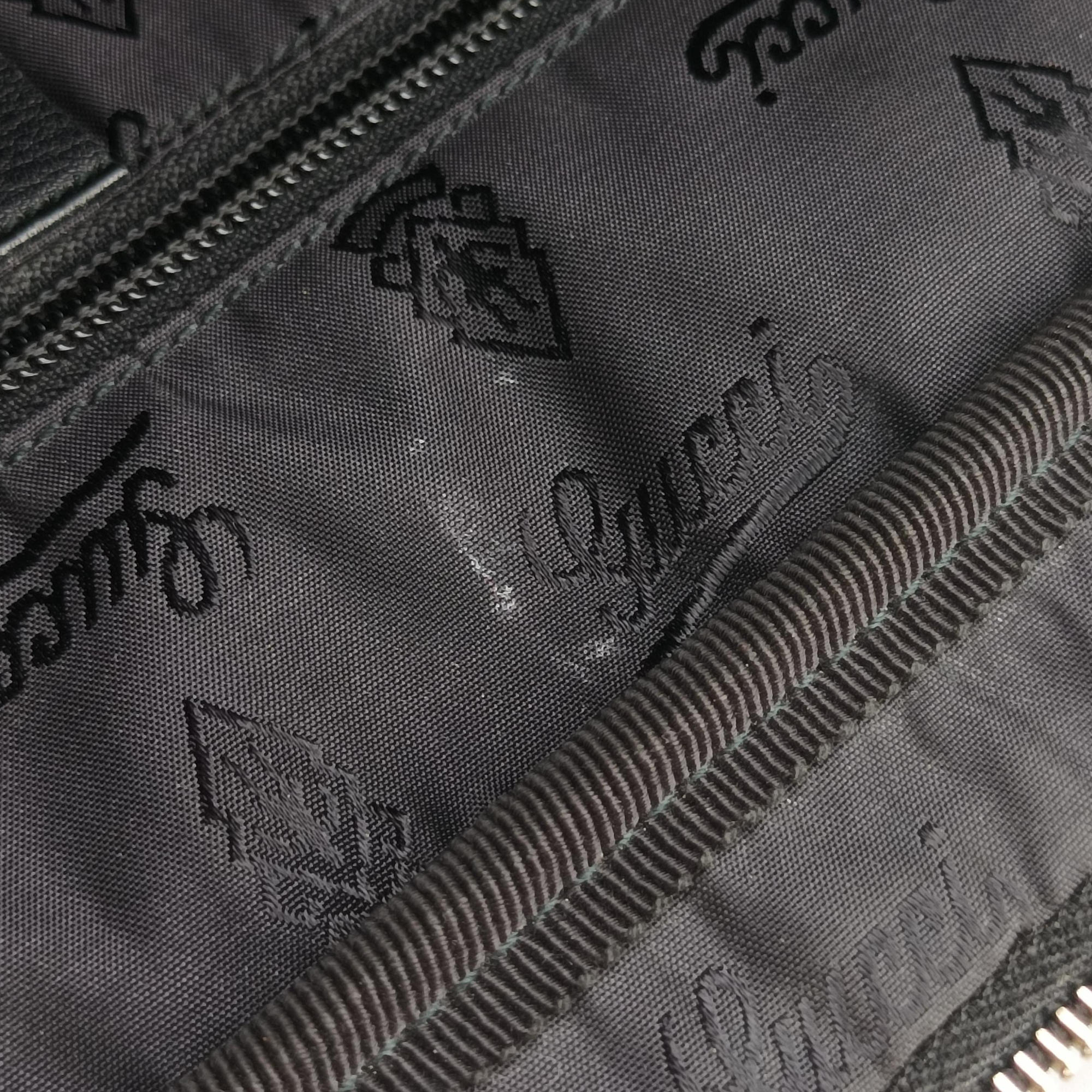 Pre-owned Gucci Diamante Black Leather 208468 handbag | stylenewstar