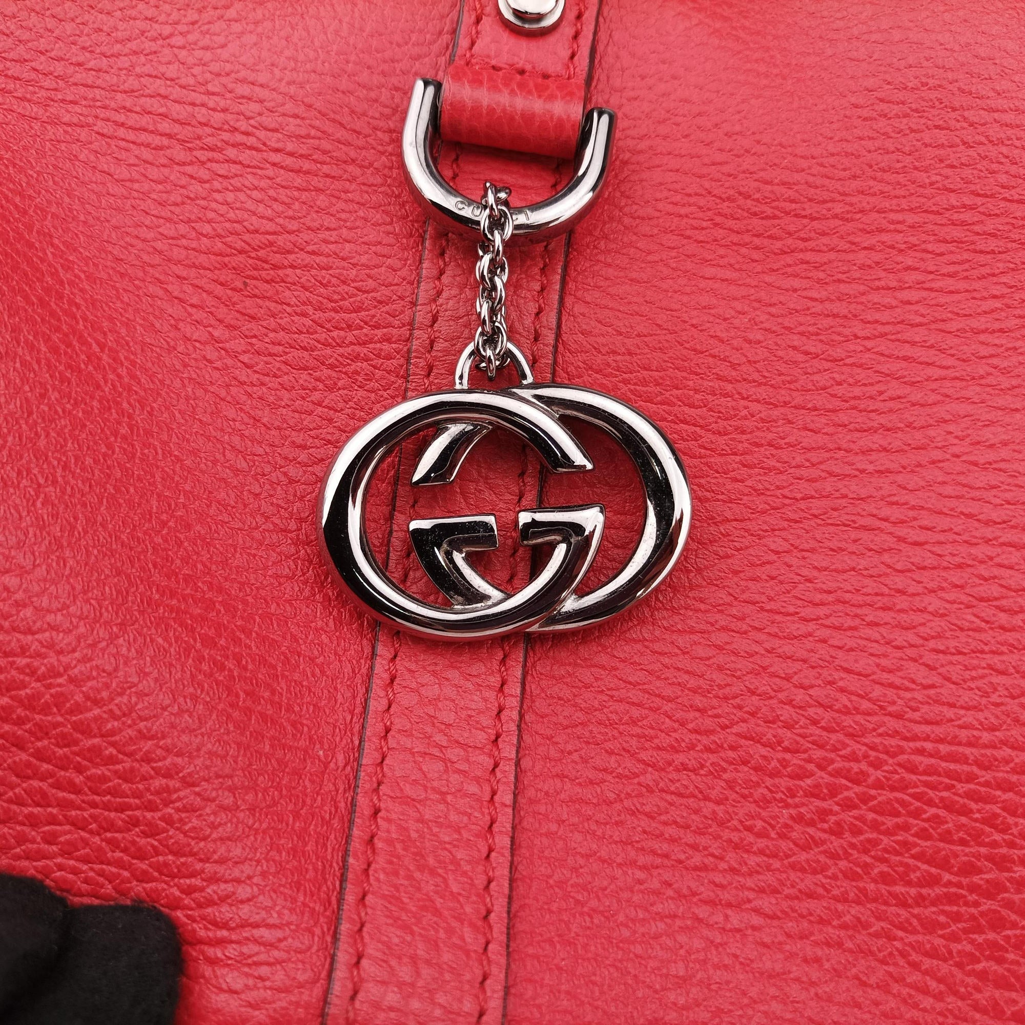 Pre-owned Gucci charm dome Red Leather 341503 shoulderbag | stylenewstar