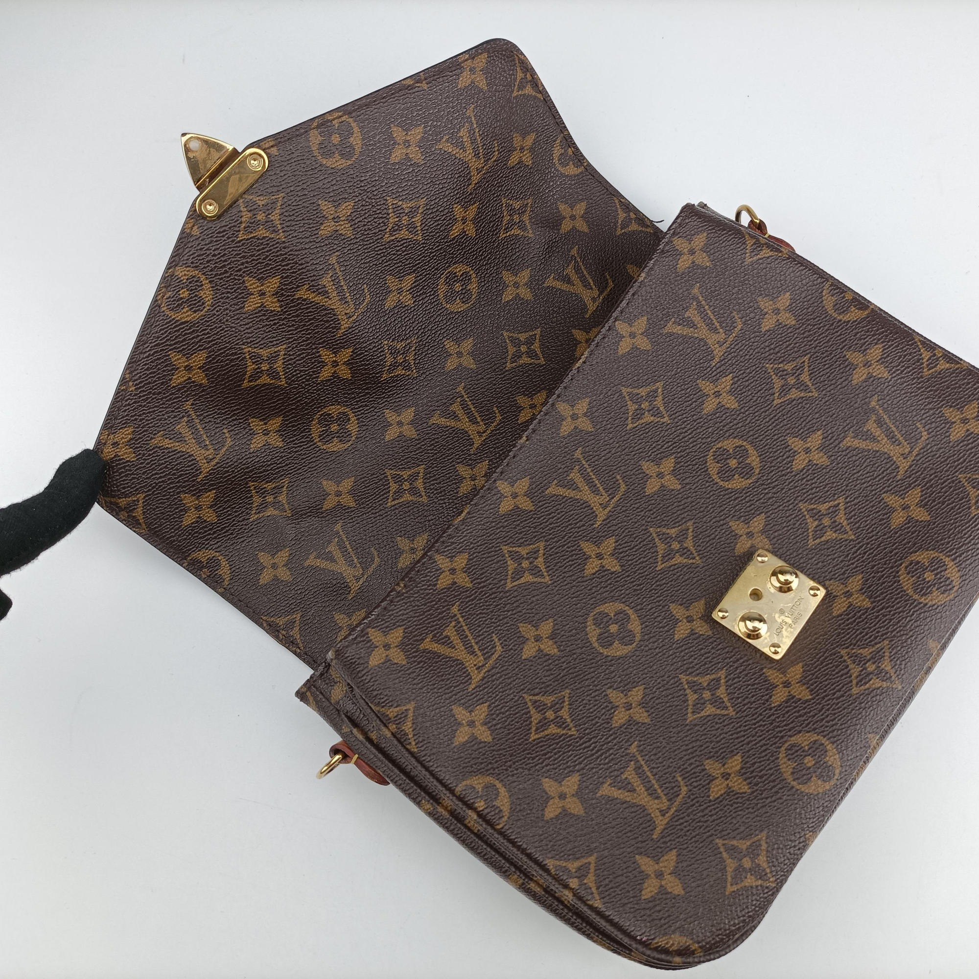 Pre-owned Louis Vuitton Pochette Metis MM Brown Monogram Canvas M44875 shoulderbag | stylenewstar