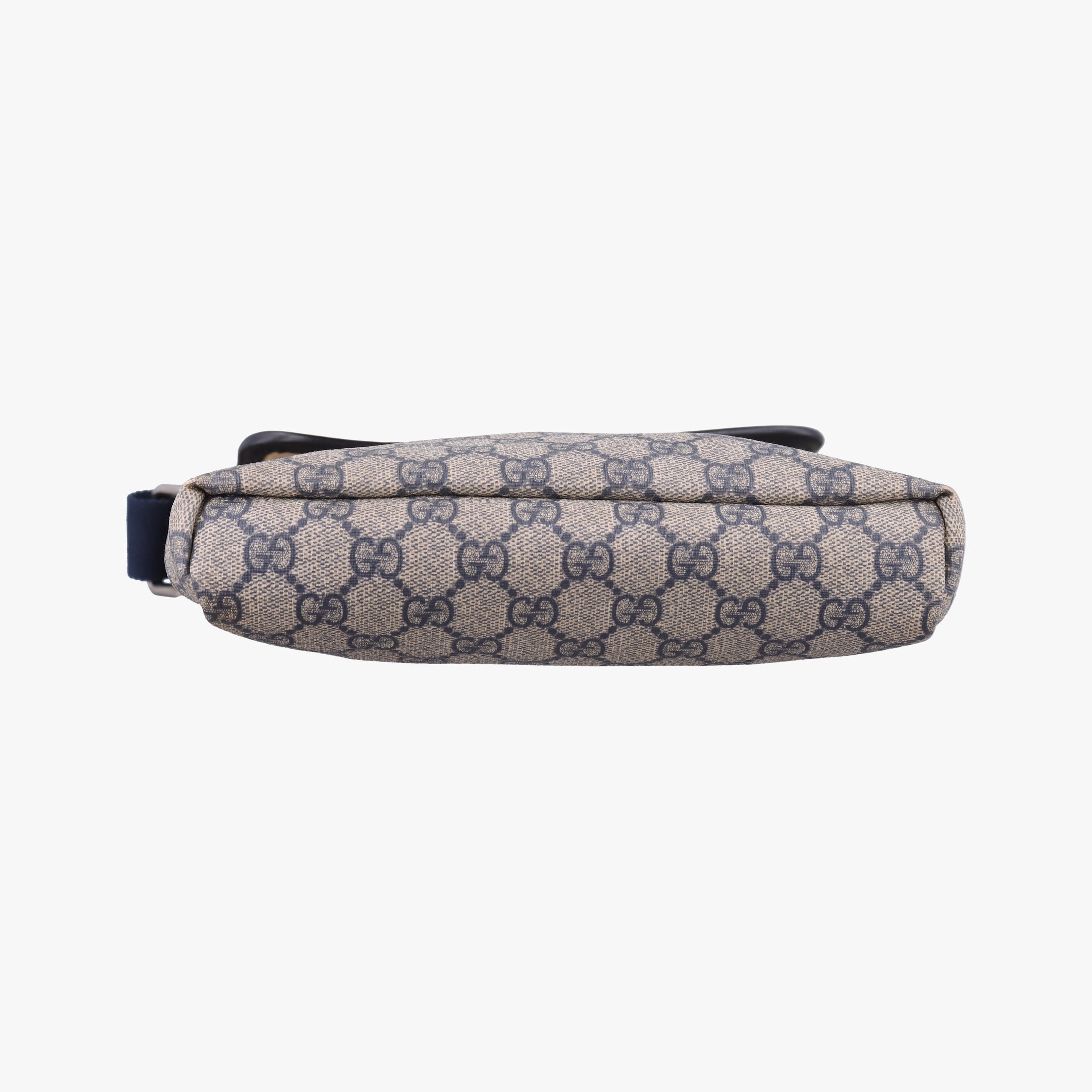 Pre-owned Gucci GG Plus GG Supreme beige×navy PVC coated canvas×Leather 223666 shoulderbag | stylenewstar