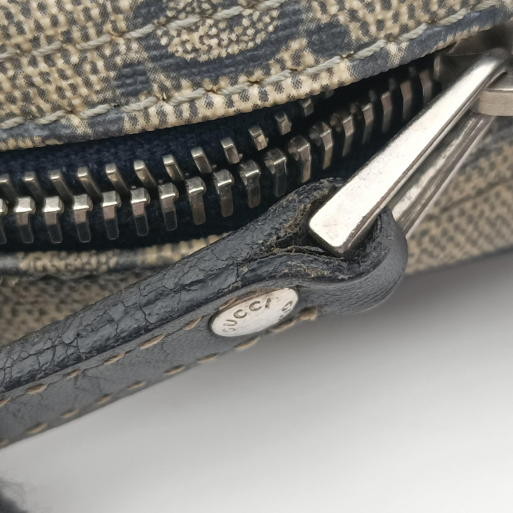 Secondhand Gucci GG plus GG Supreme Briefcase Beige×Black PVC coated canvas 201480 handbag | stylenewstar