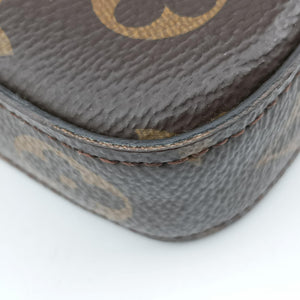 Vintage Louis Vuitton Pochette FeLICIE Brown Monogram Canvas M61276 shoulderbag | stylenewstar