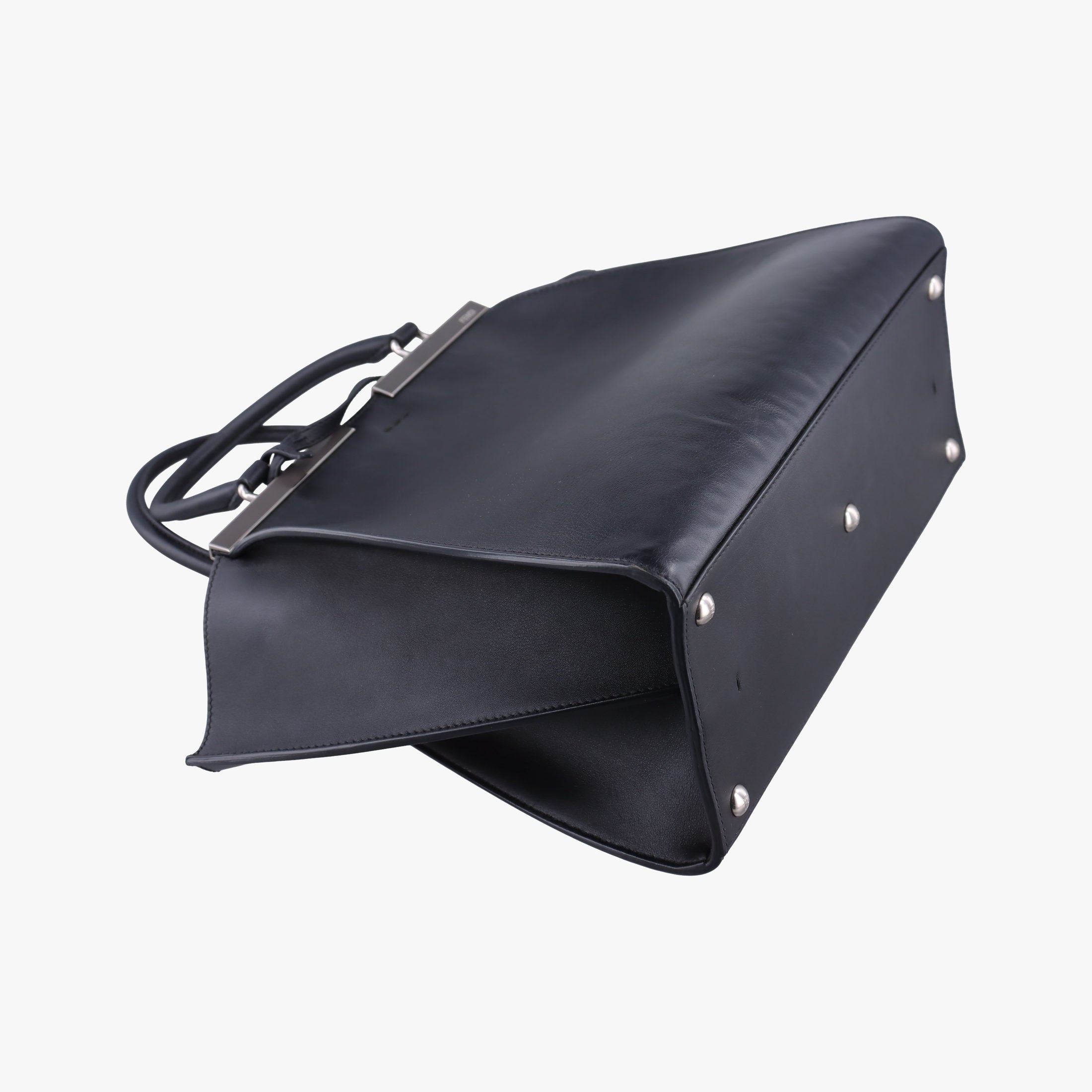 Pre-owned Fendi Troyage Trois Jours Black Leather 8BH279 shoulderbag | stylenewstar
