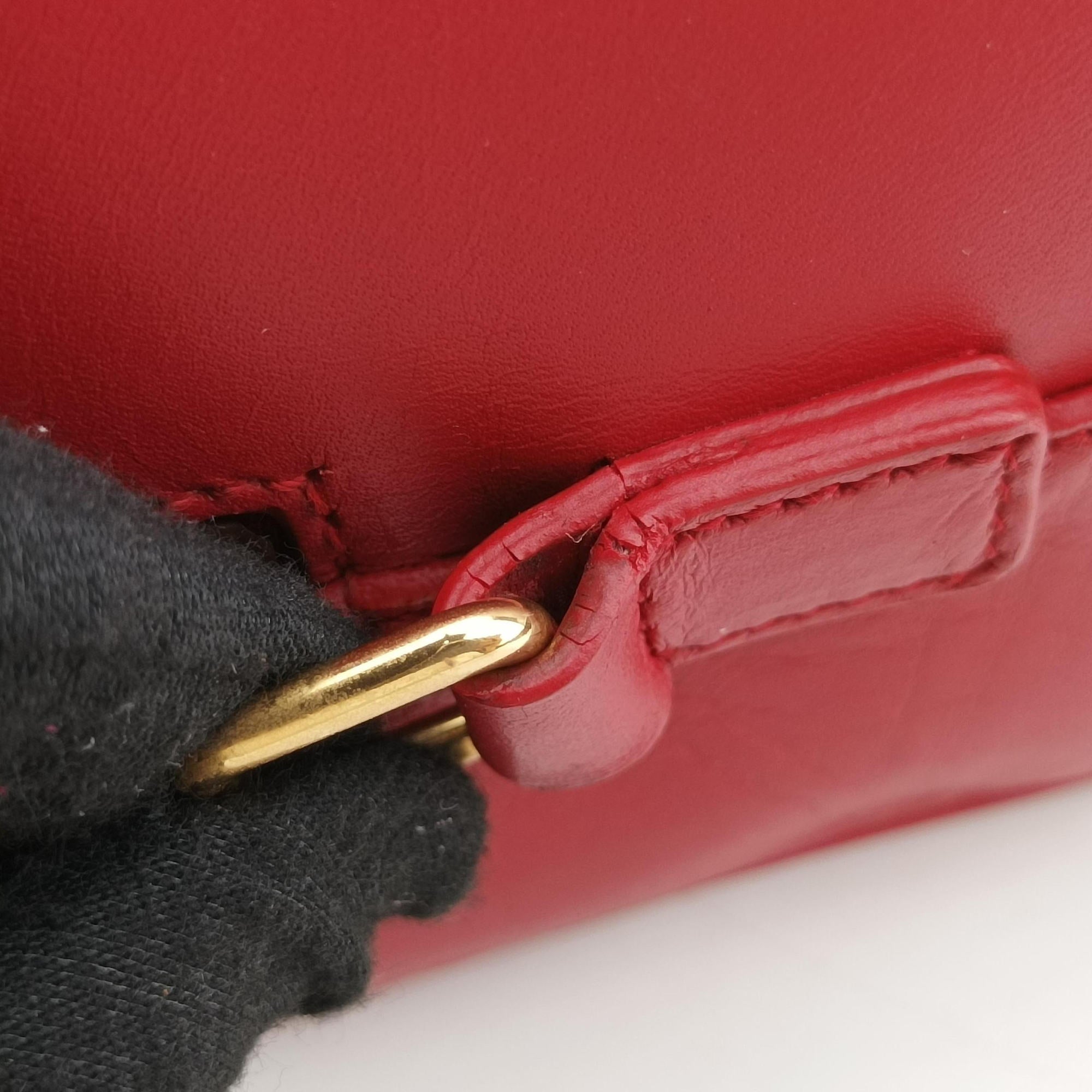 Pre-owned Yves Saint Laurent CLASSIC BABY DUFFLE Red Leather 330958 shoulderbag | stylenewstar