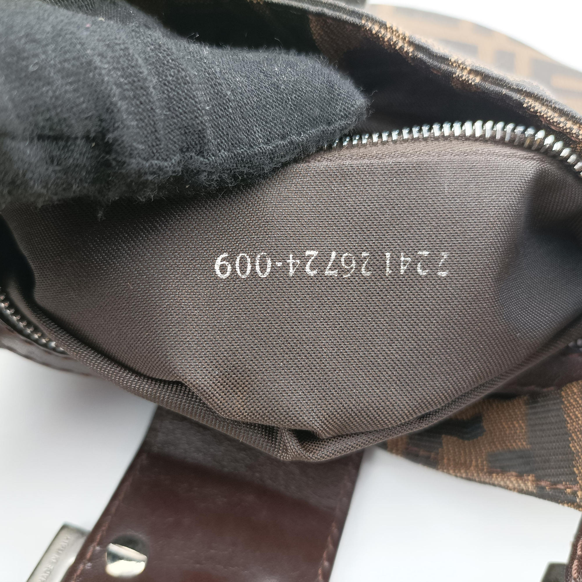 Pre-owned Fendi croissants Brown canvas× leather 26724 shoulderbag | stylenewstar