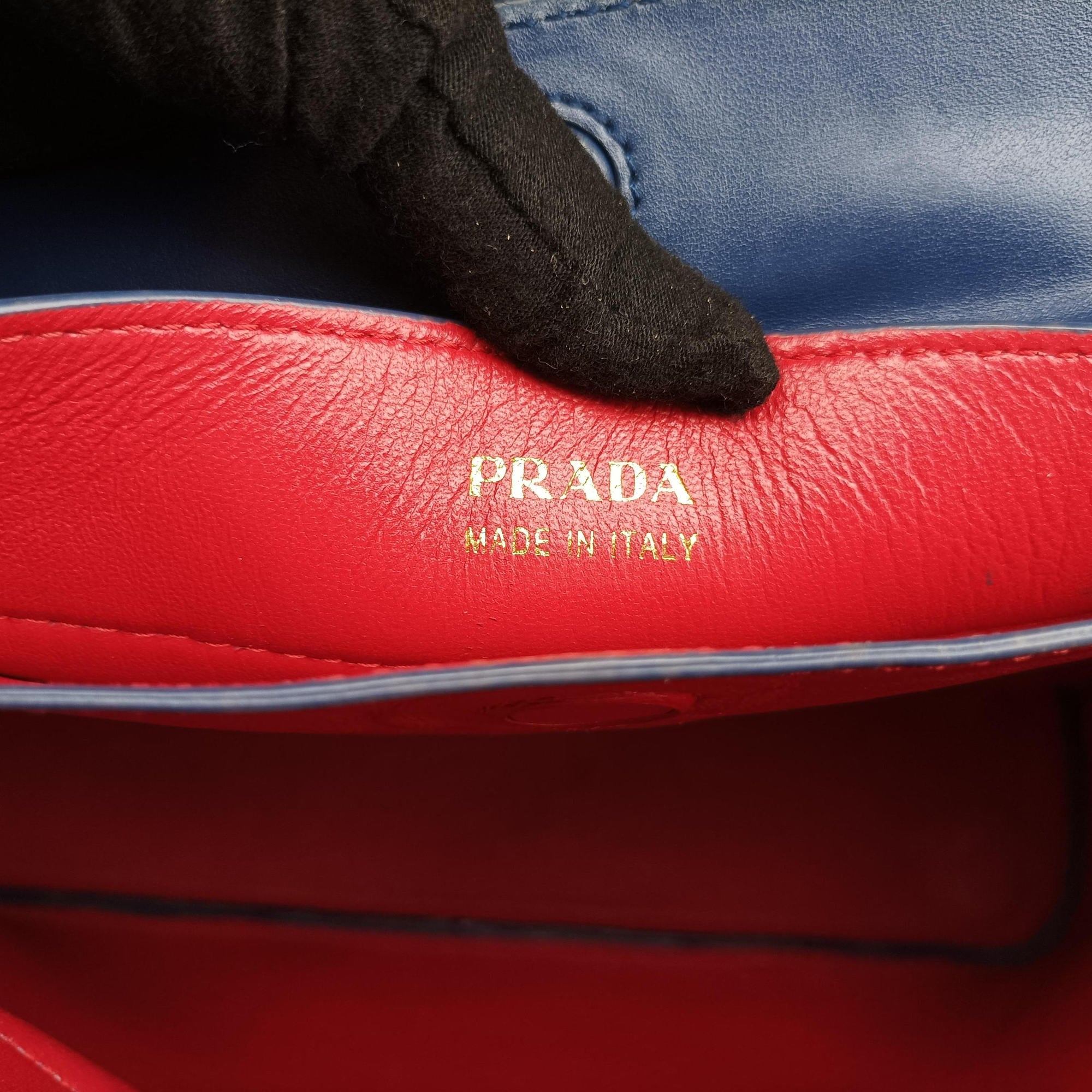 Pre-owned Prada Double Cuir Blue SAFFIANO Leather B2756T handbag | stylenewstar