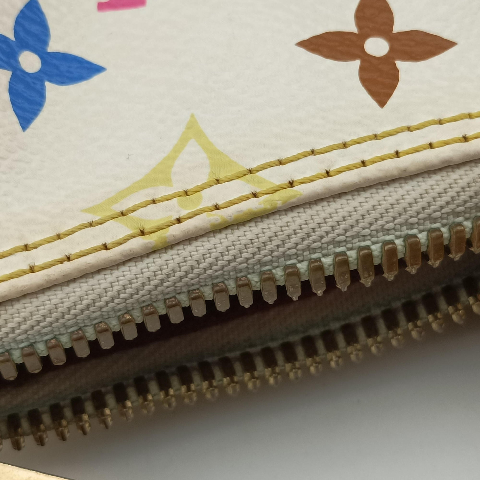 Pre-owned Louis Vuitton RITA white Monogram Multicolor M40125 shoulderbag | stylenewstar