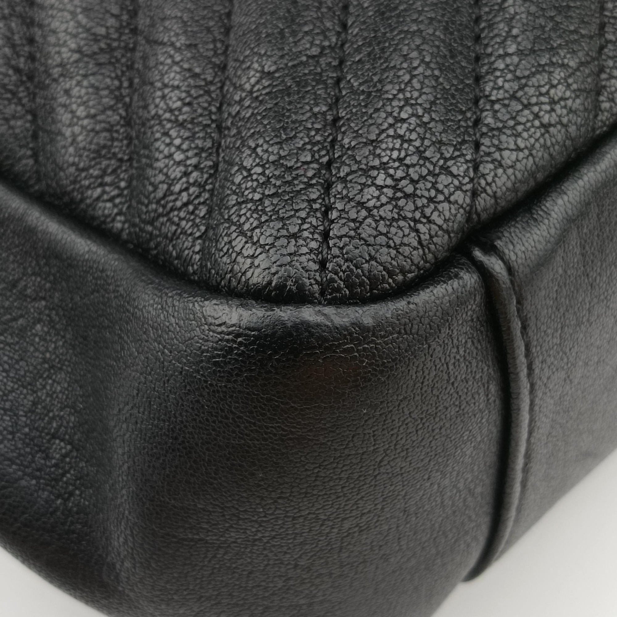 Pre-owned Yves Saint Laurent COLLEGE Black Leather 487212 shoulderbag | stylenewstar