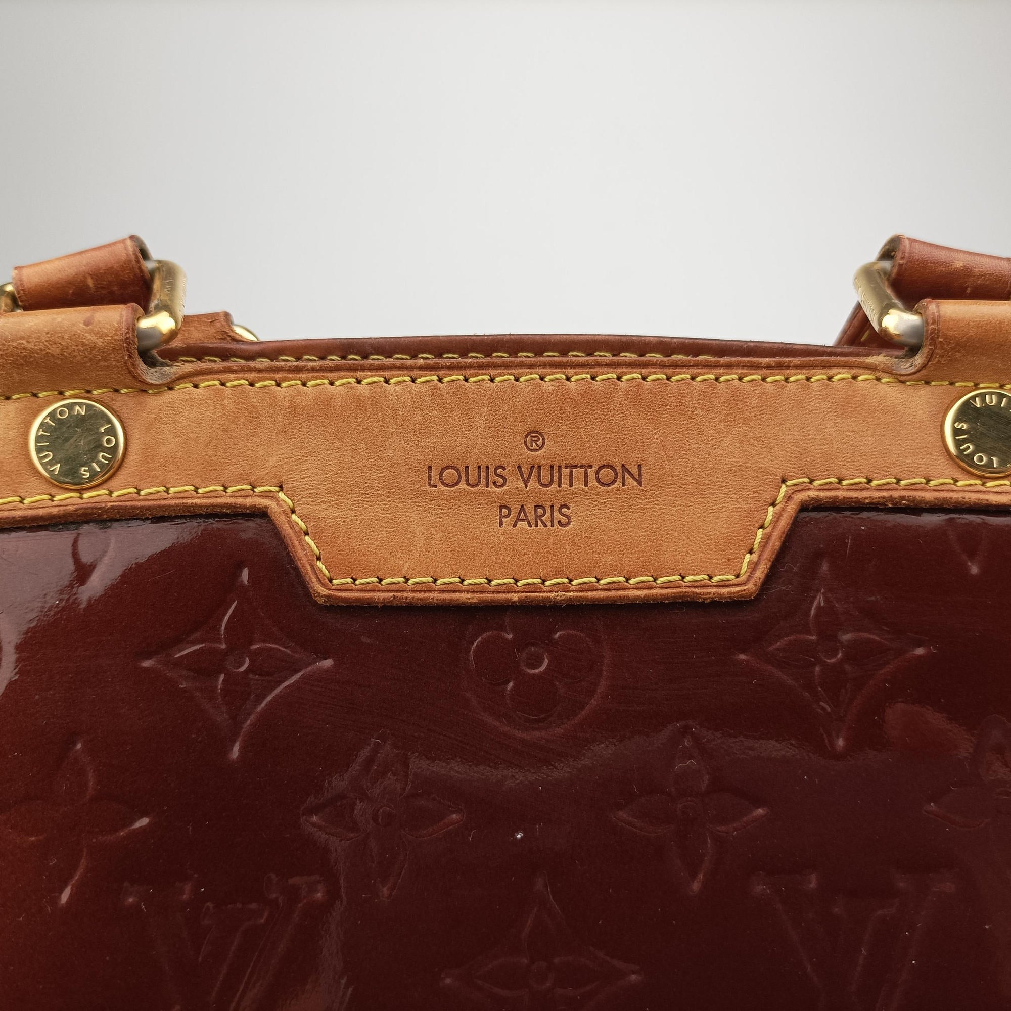 Secondhand Louis Vuitton Brea GM AMARANTE Vernis M91616 shoulderbag | stylenewstar