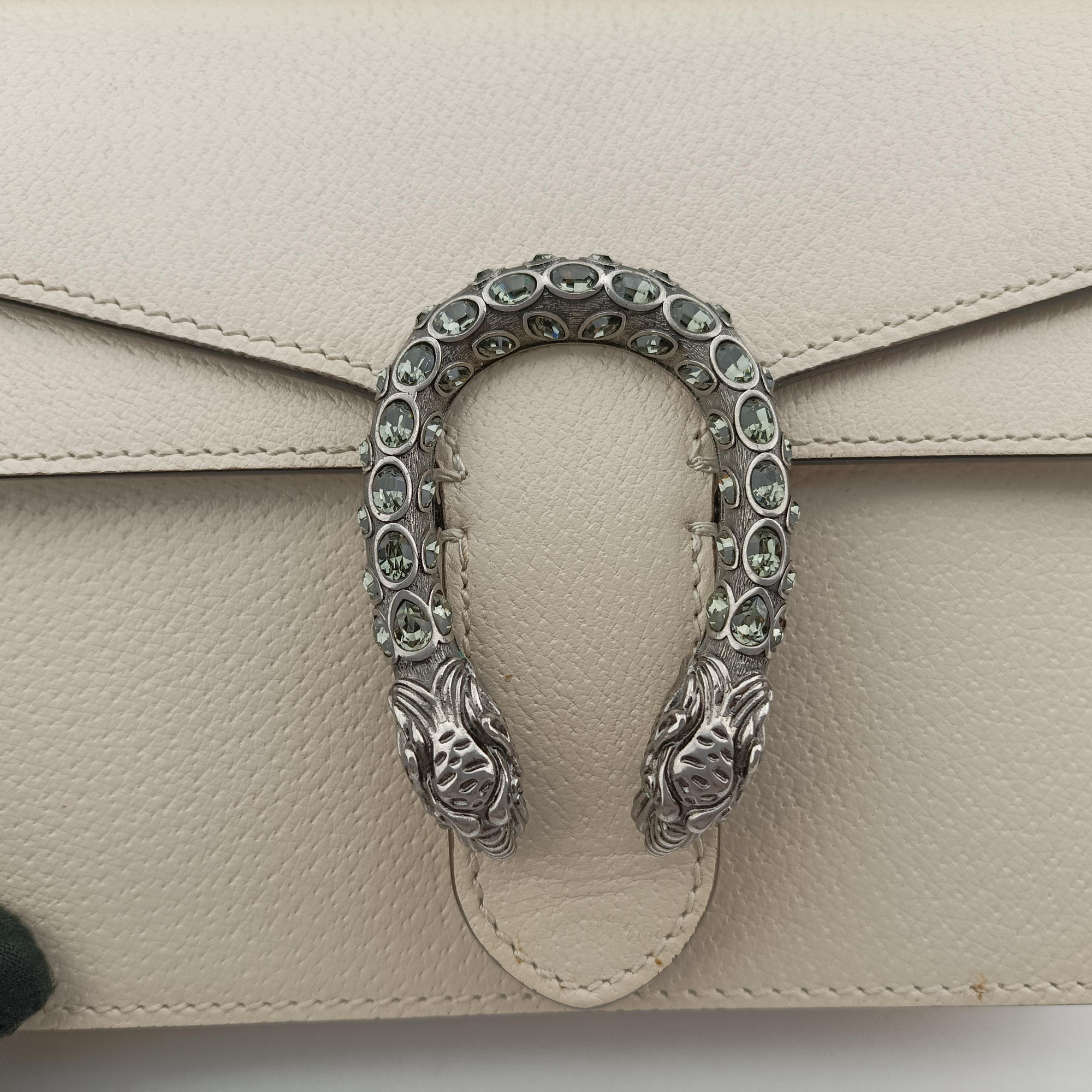 Pre-owned Gucci Dionysus White Leather 421970 shoulderbag | stylenewstar