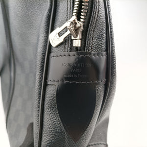 Pre-owned Louis Vuitton Porte Documents Voyage Noir Damier Graphite N41125 handbag | stylenewstar