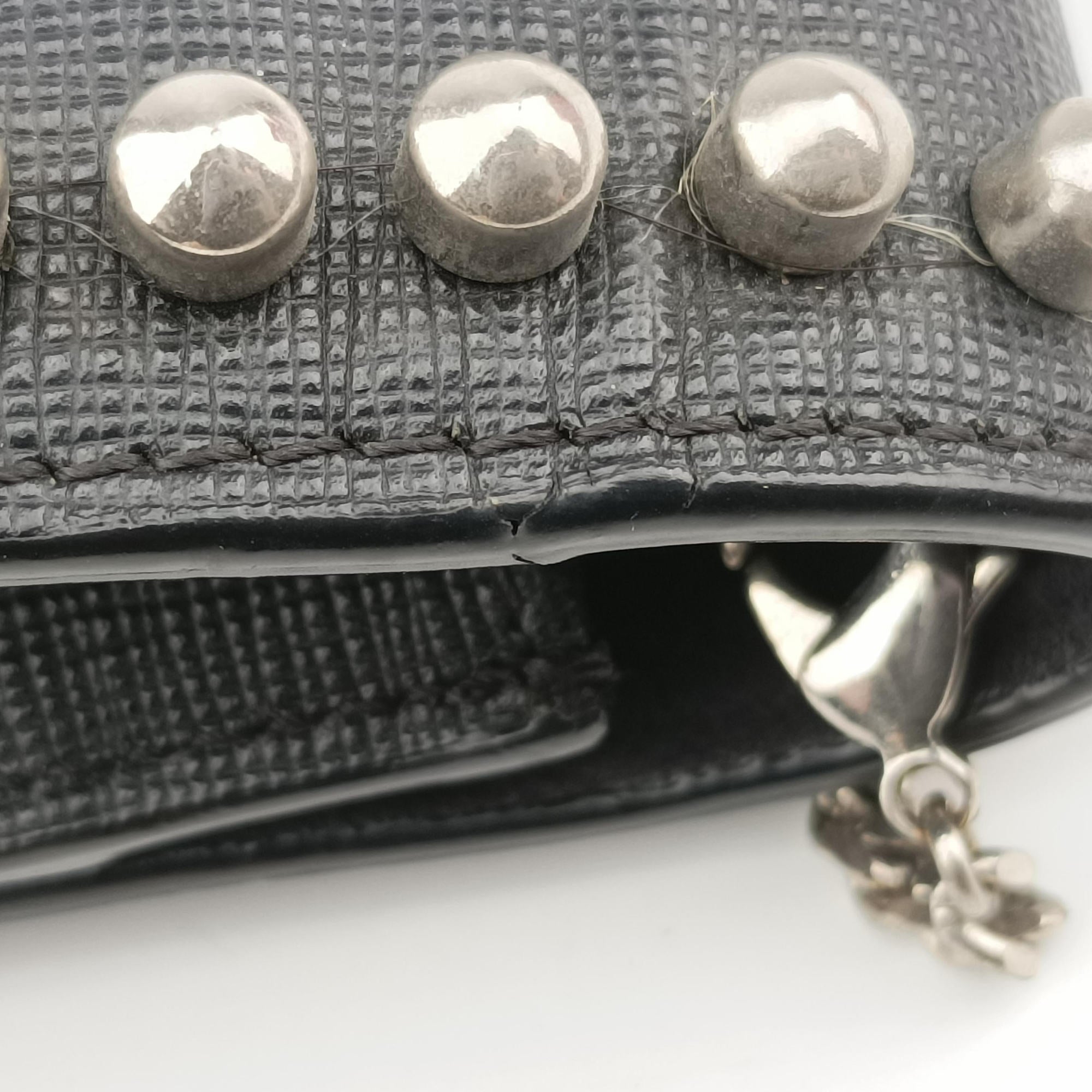 Pre-owned Fendi Monster Eyes Tube Black Leather 8M0346 shoulderbag | stylenewstar