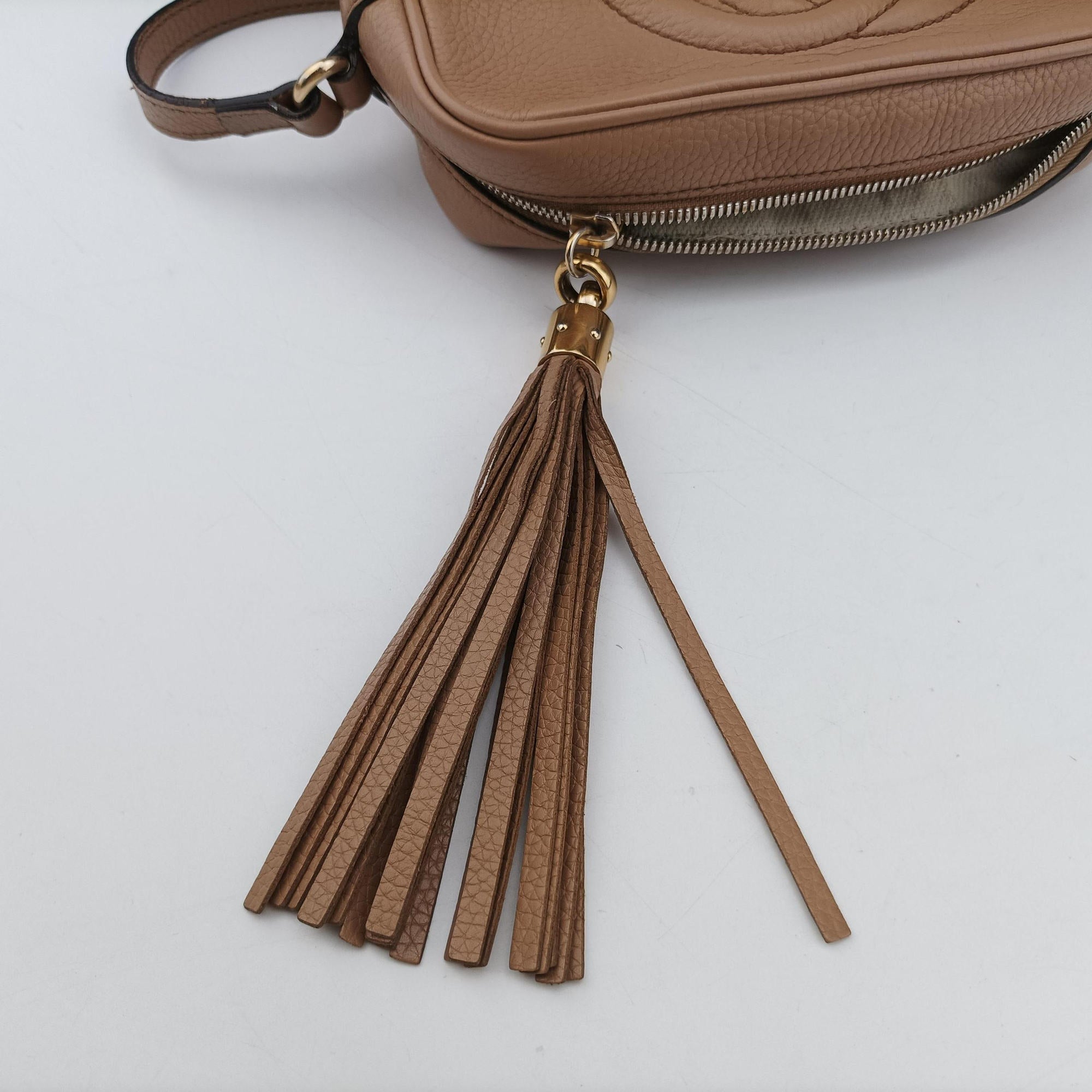 Pre-owned Gucci Soho Beige Leather 308364 shoulderbag | stylenewstar