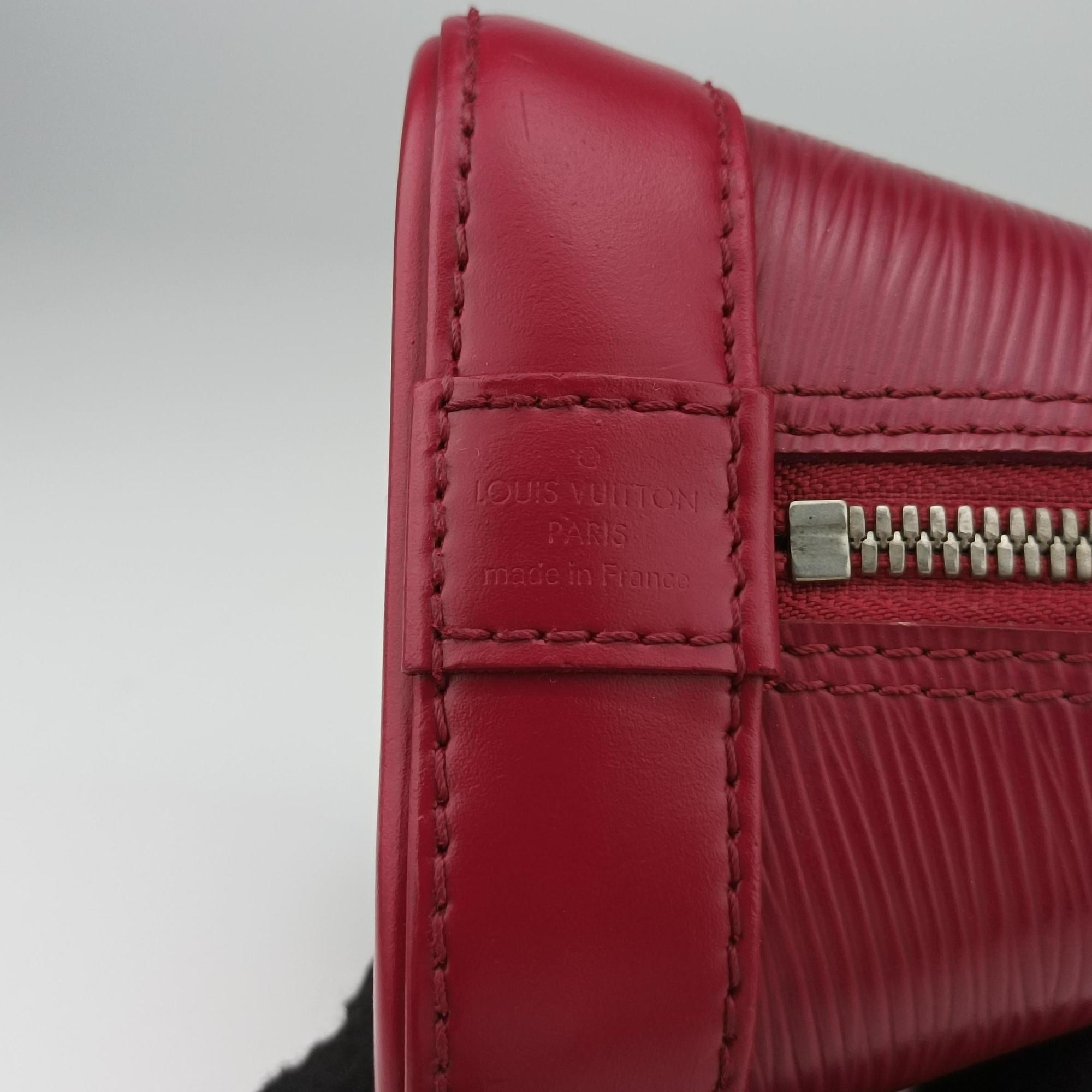 Pre-owned Louis Vuitton Alma BB FUCHSIA Epi M40851 shoulderbag | stylenewstar