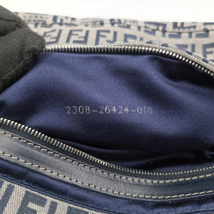 Pre-owned Fendi Mamma Baguette Navy Canvas 26424 shoulderbag | stylenewstar