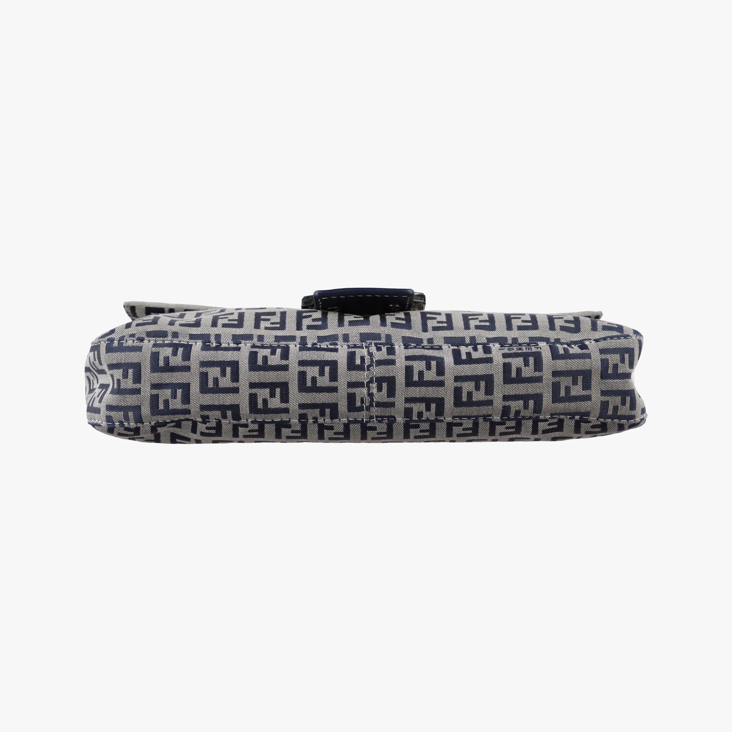 Pre-owned Fendi Mamma Baguette Navy Canvas 26424 shoulderbag | stylenewstar