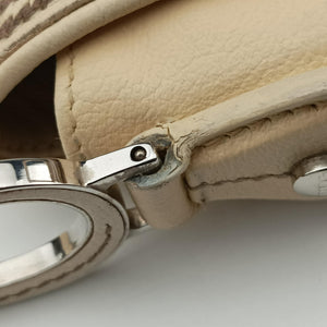 Pre-owned Christian Dior D charm ivory Leather  handbag | stylenewstar