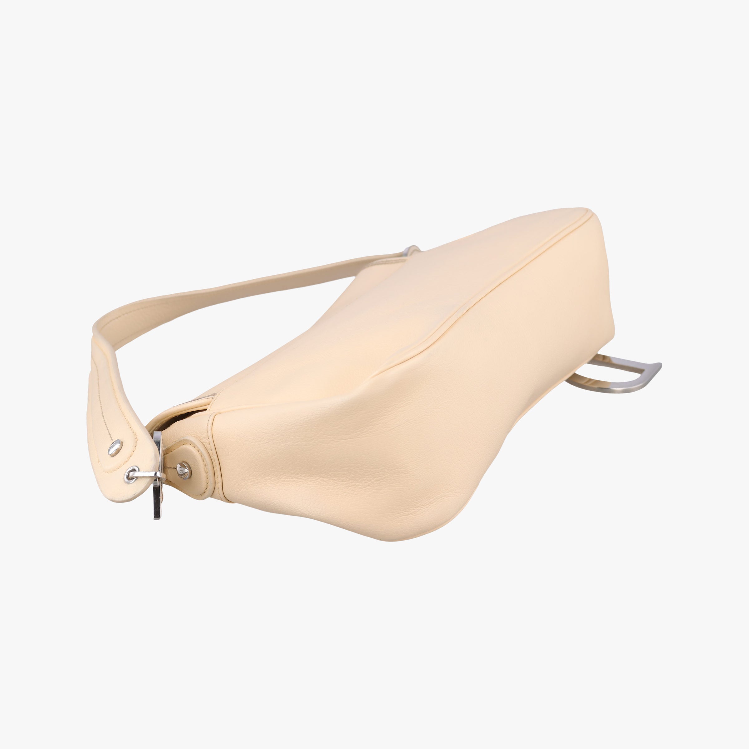 Pre-owned Christian Dior D charm ivory Leather  handbag | stylenewstar