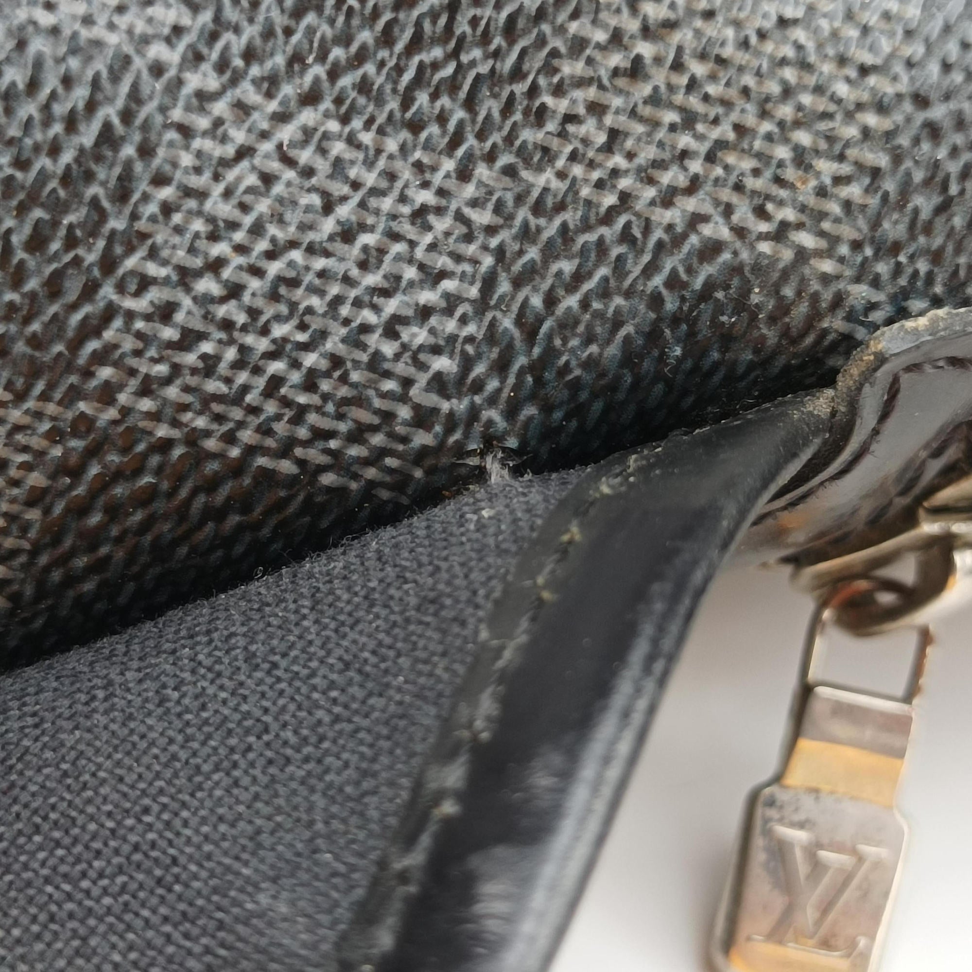 Pre-owned Louis Vuitton DANIEL MM Noir Damier GRAPHITE N58029 shoulderbag | stylenewstar