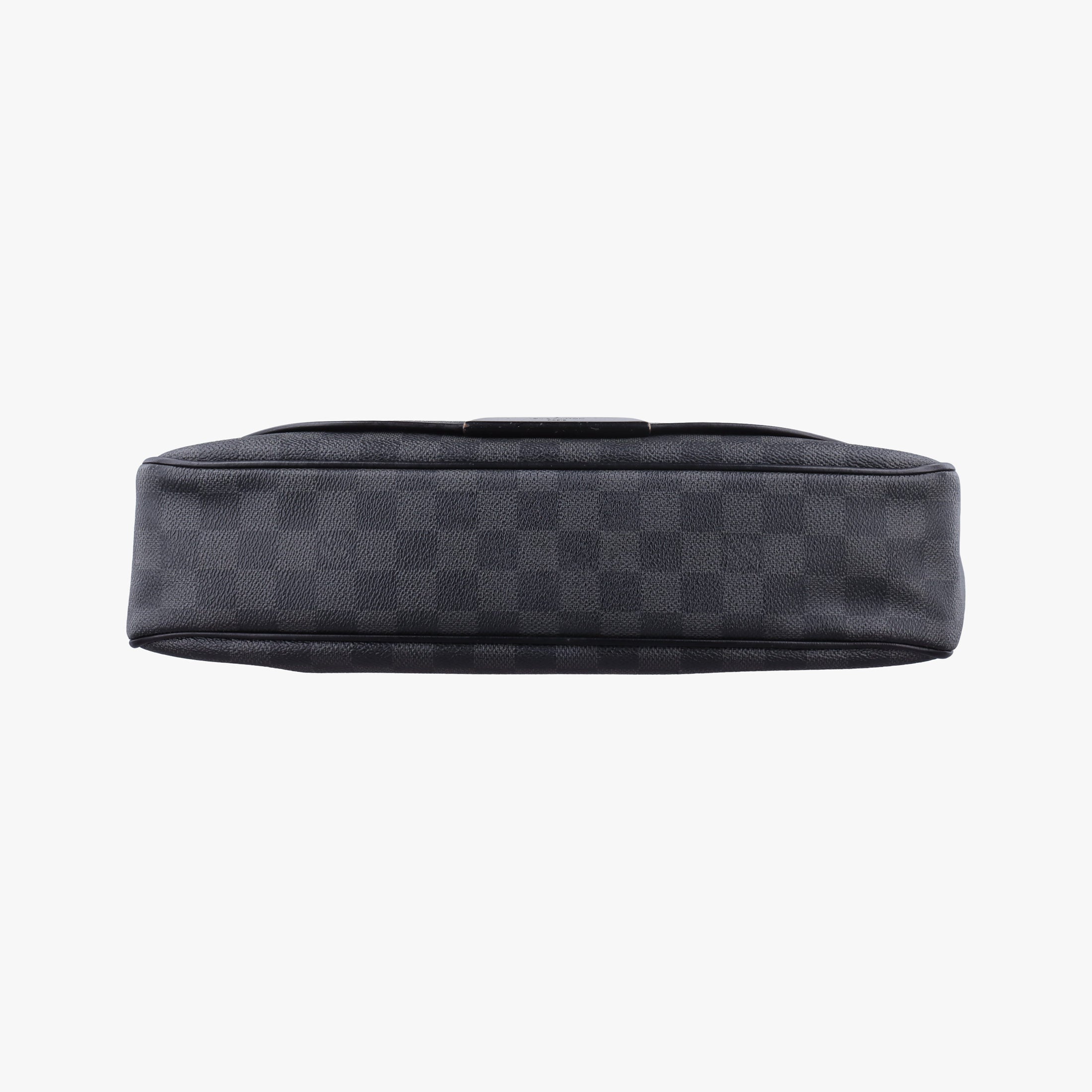 Pre-owned Louis Vuitton DANIEL MM Noir Damier GRAPHITE N58029 shoulderbag | stylenewstar