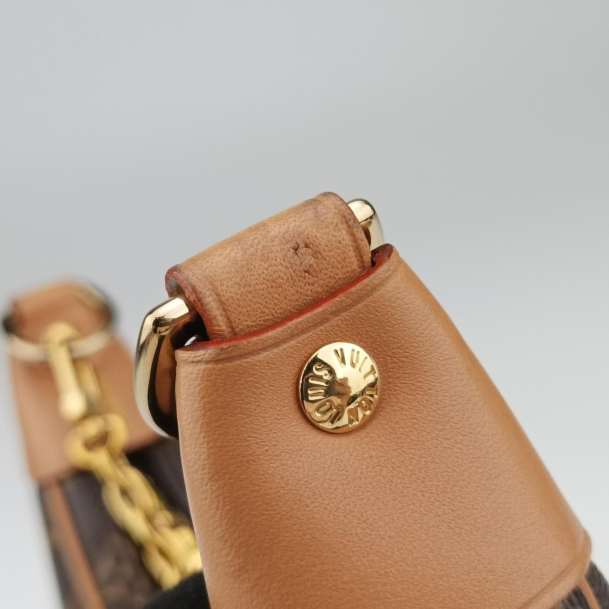 Pre-owned Louis Vuitton LOOP Brown×Beige Monogram Canvas M81098 shoulderbag | stylenewstar