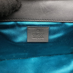Pre-owned Gucci Square G Black velour 544242 shoulderbag | stylenewstar