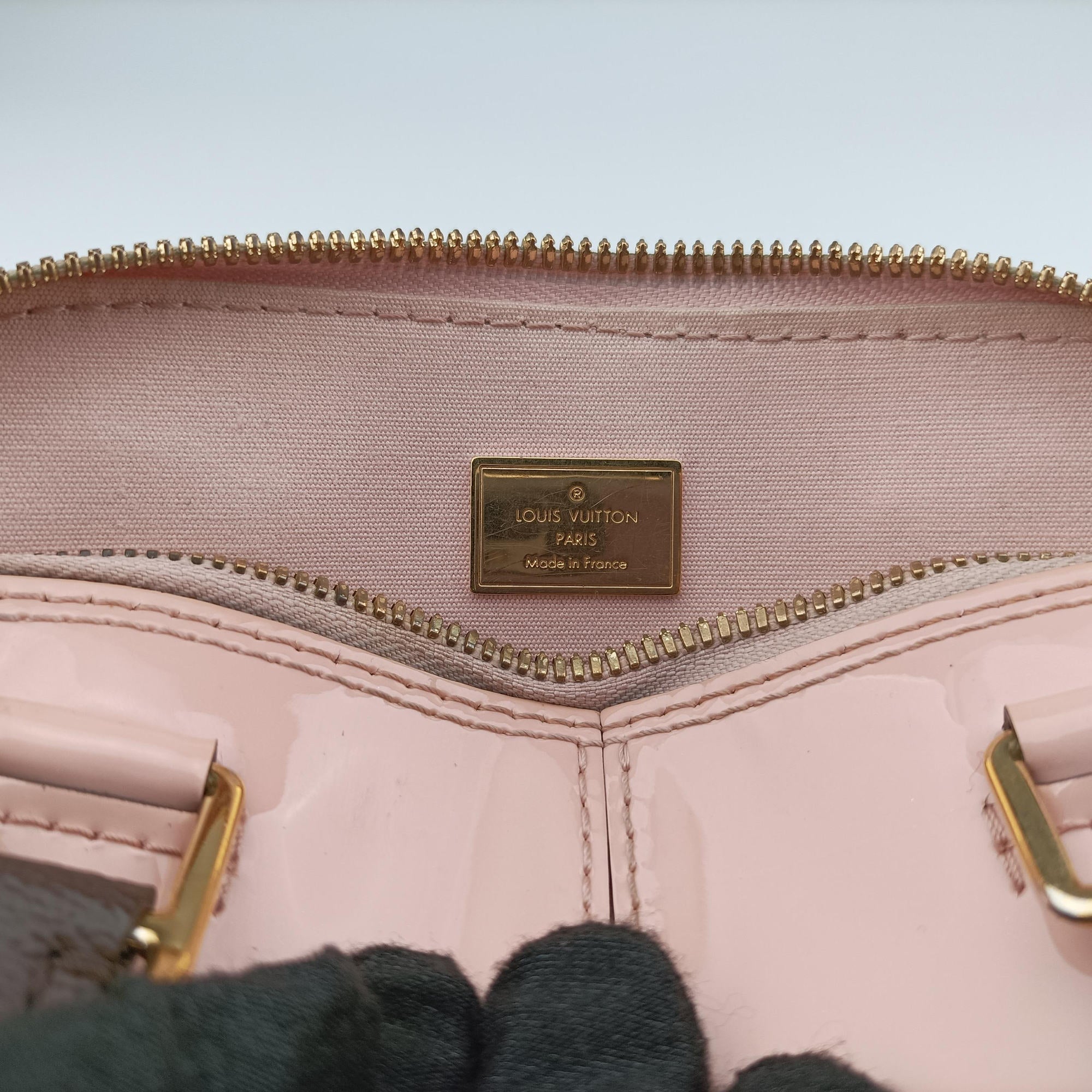 Secondhand Louis Vuitton Alma BB ROSE BALLERIN Vernis M51949 shoulderbag | stylenewstar