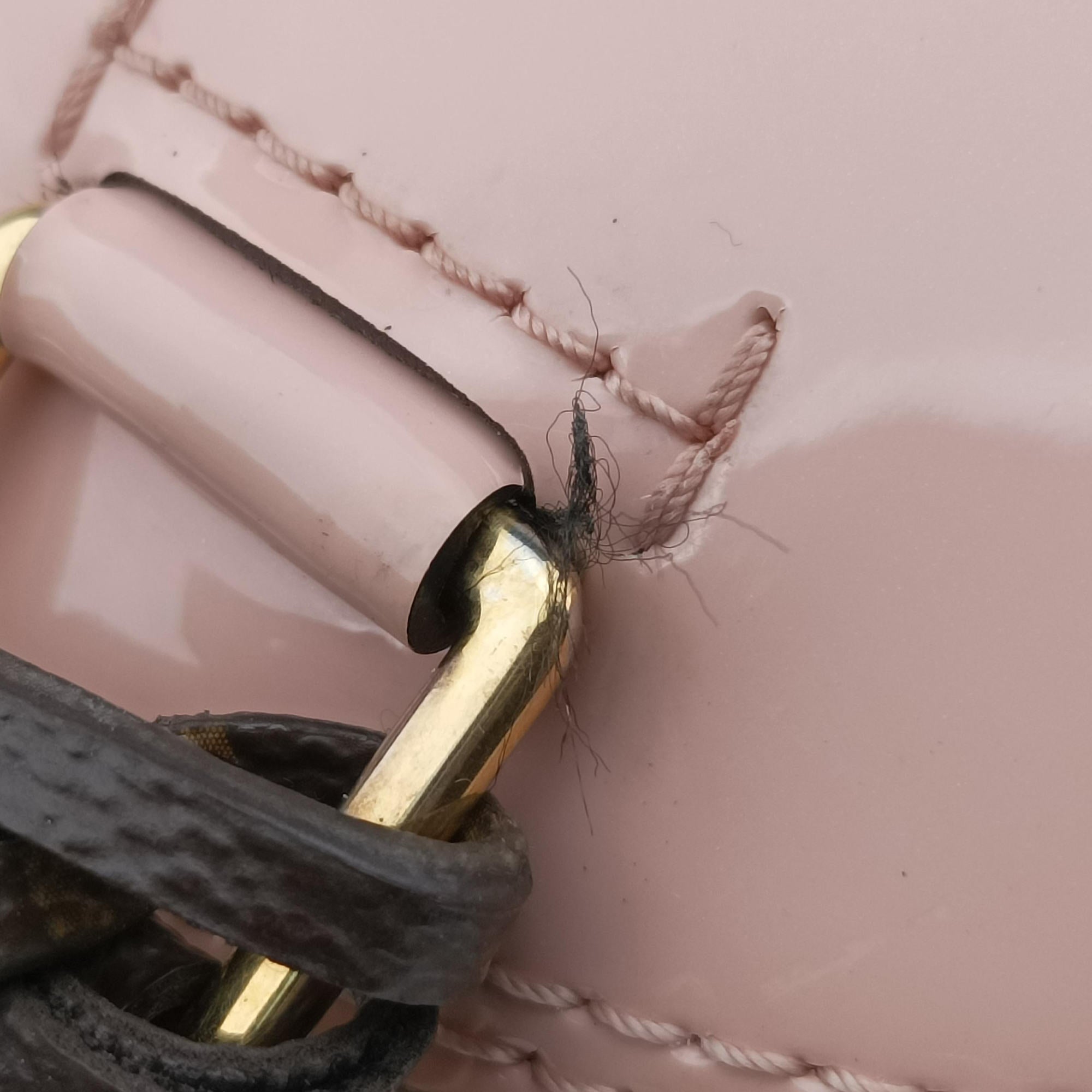 Secondhand Louis Vuitton Alma BB ROSE BALLERIN Vernis M51949 shoulderbag | stylenewstar