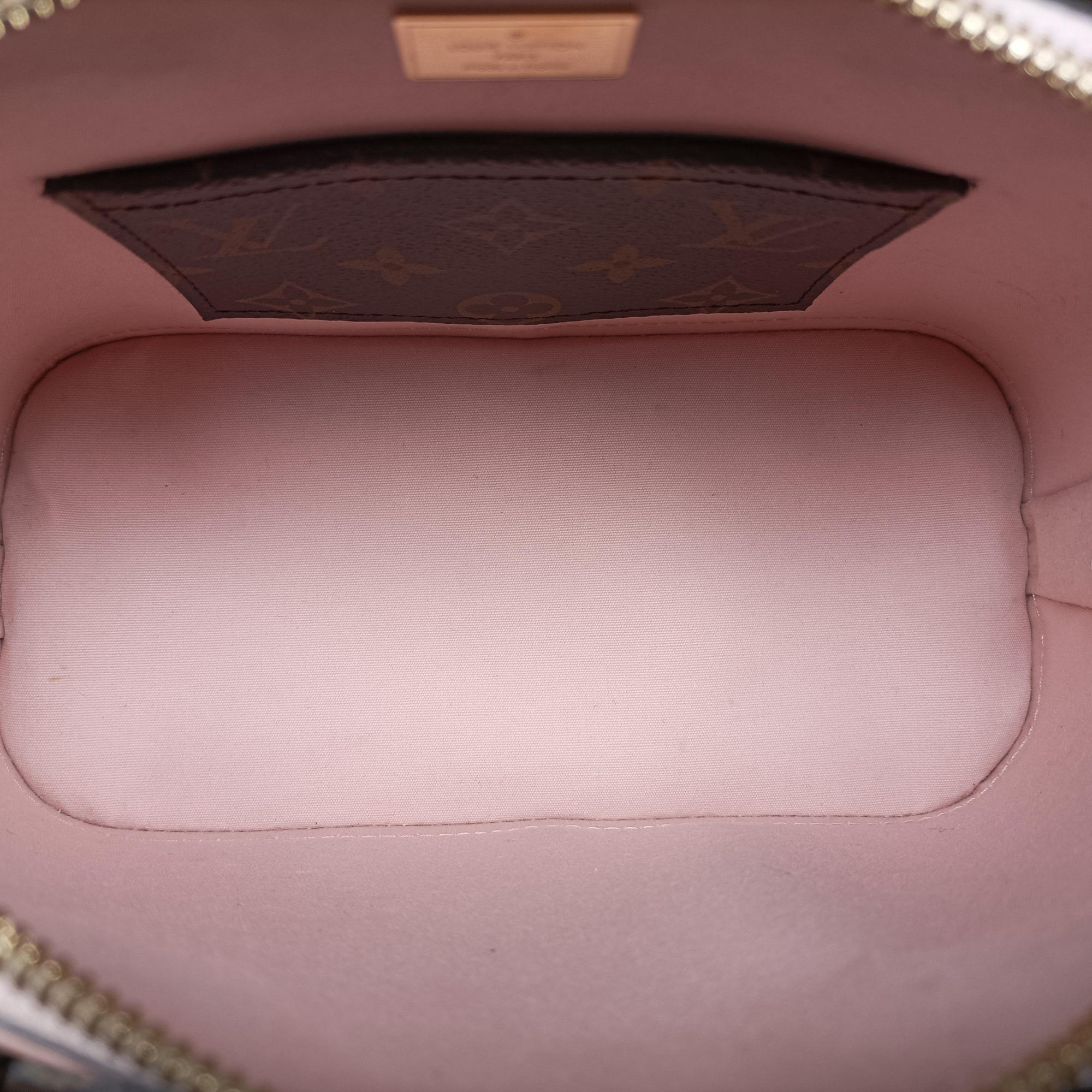 Secondhand Louis Vuitton Alma BB ROSE BALLERIN Vernis M51949 shoulderbag | stylenewstar