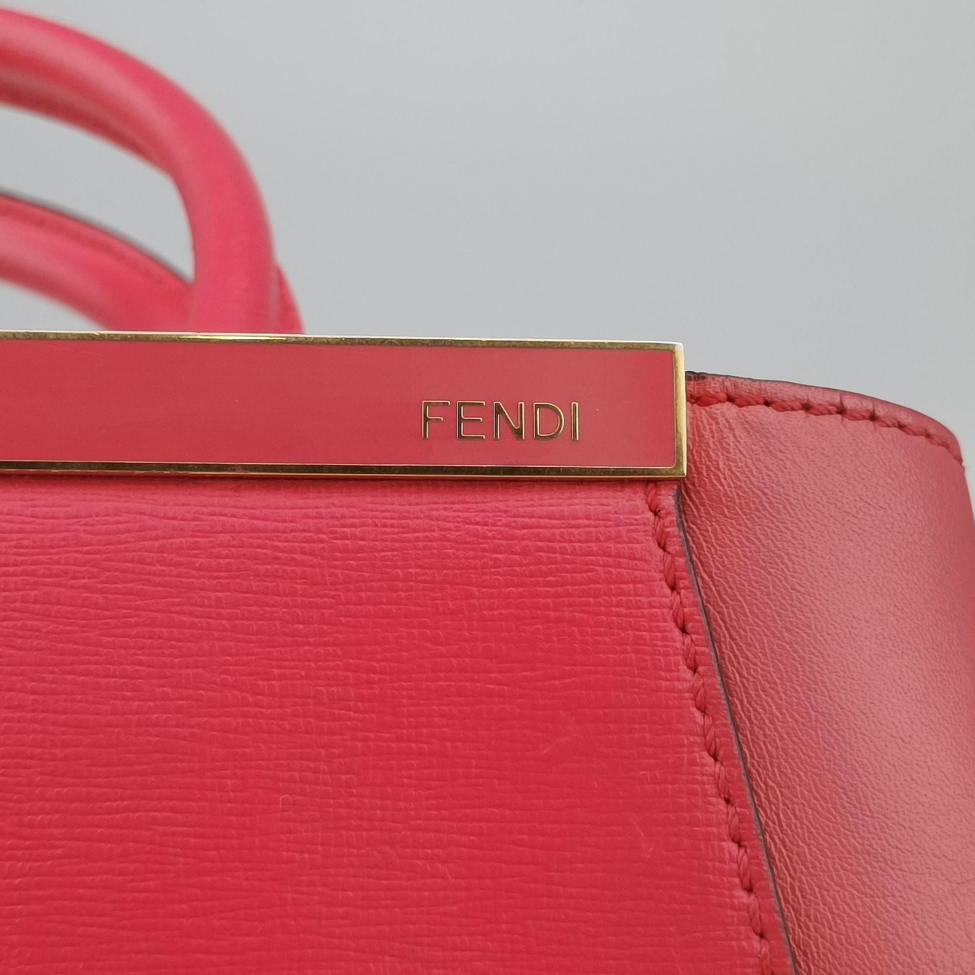 Pre-owned Fendi Petite 2 JOURS Pink Leather 8BH253 shoulderbag | stylenewstar