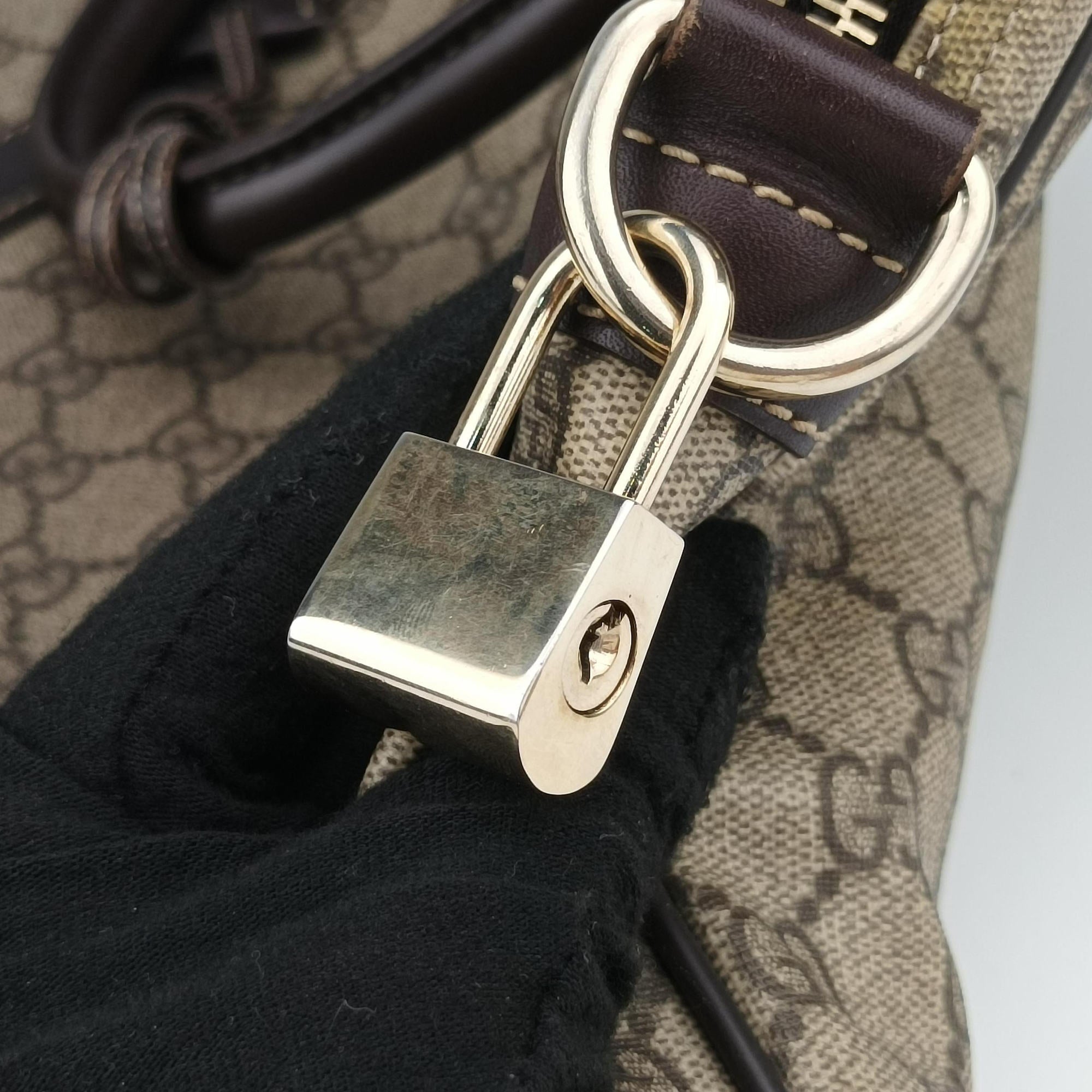 Secondhand Gucci GG plus GG Supreme Briefcase Brown PVC coated canvasxLeather 201480 handbag | stylenewstar