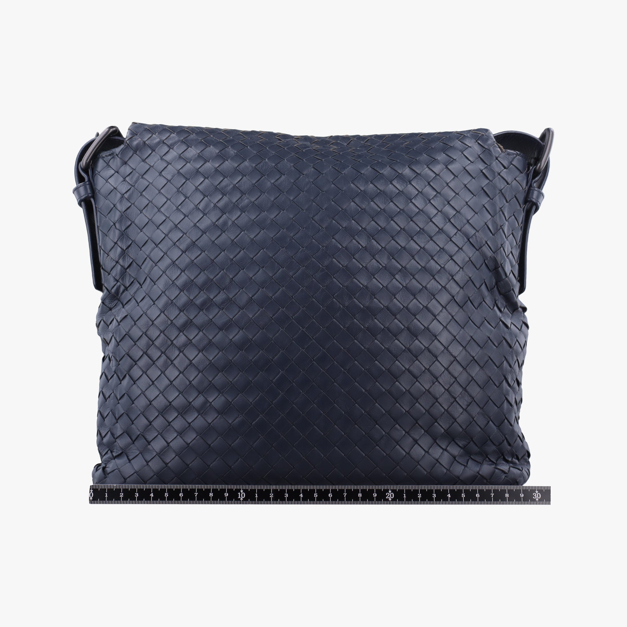 Secondhand Bottega Veneta Intrecciato Navy lambskin  shoulderbag | stylenewstar