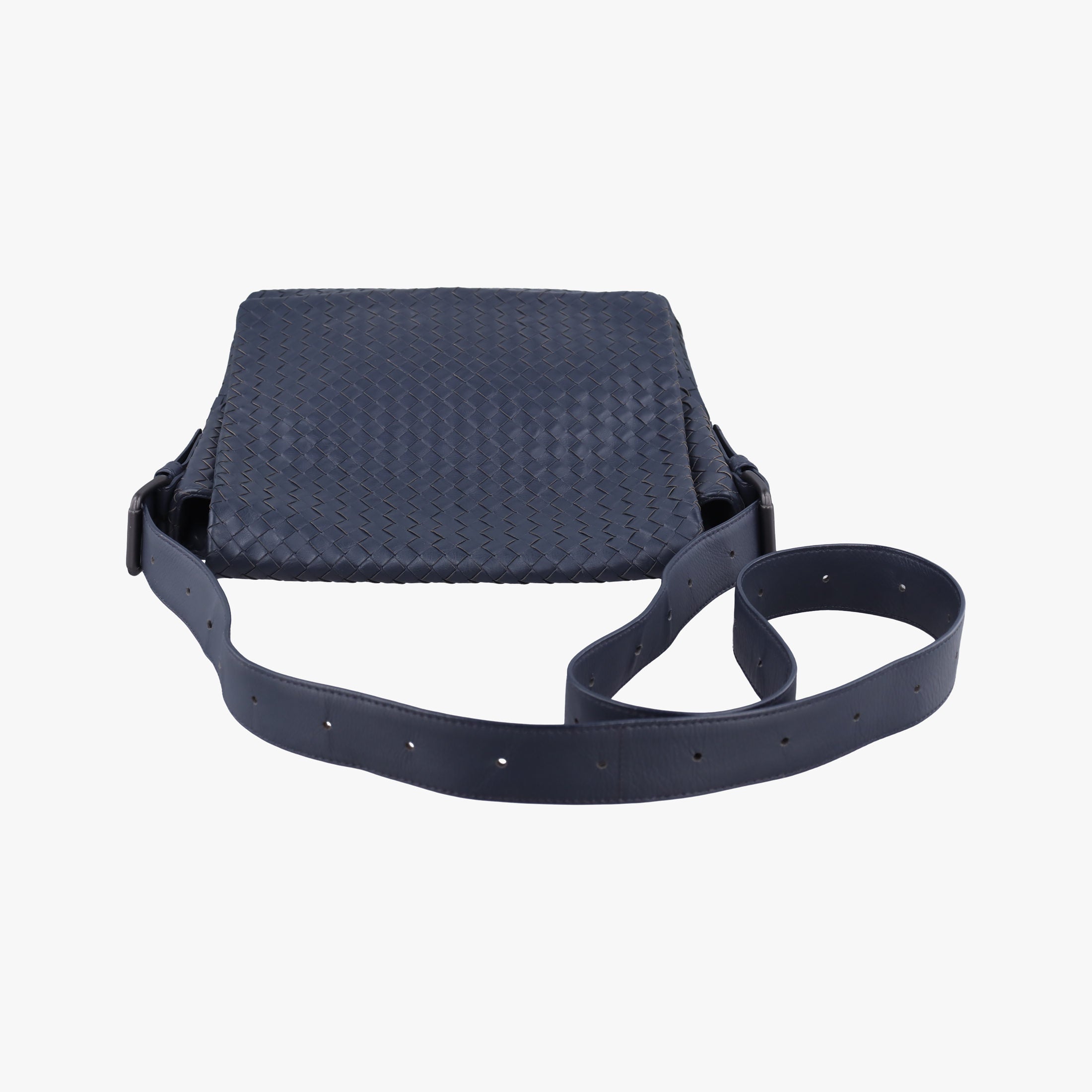 Secondhand Bottega Veneta Intrecciato Navy lambskin  shoulderbag | stylenewstar