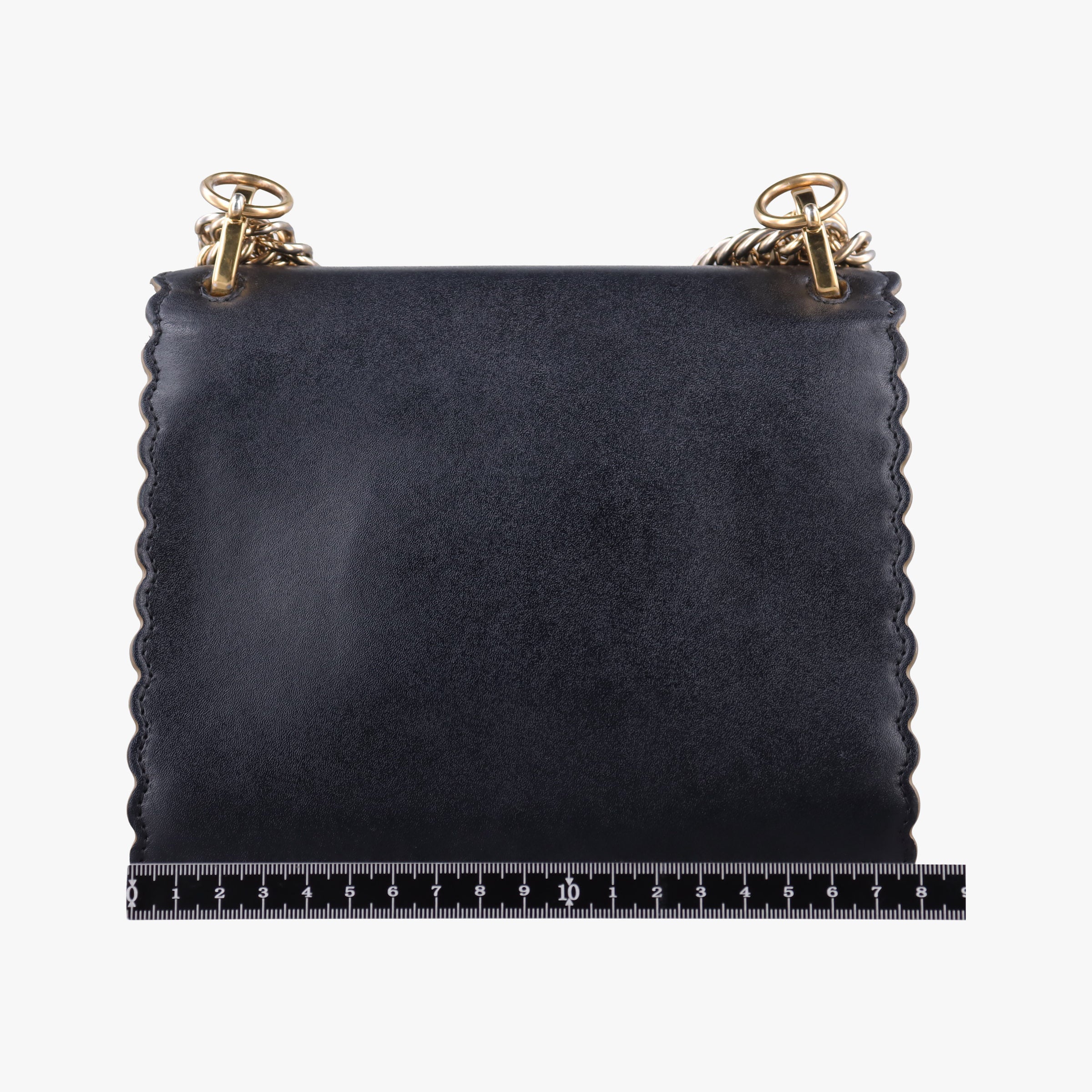 Pre-owned Fendi Studded Kan I Black Leather 8M0381 shoulderbag | stylenewstar