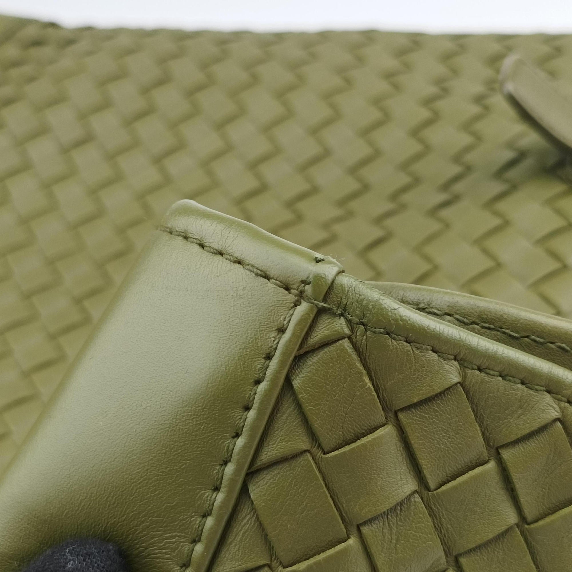 Pre-owned Bottega Veneta Intrecciato Shopper Acatl Green lambskin  handbag | stylenewstar