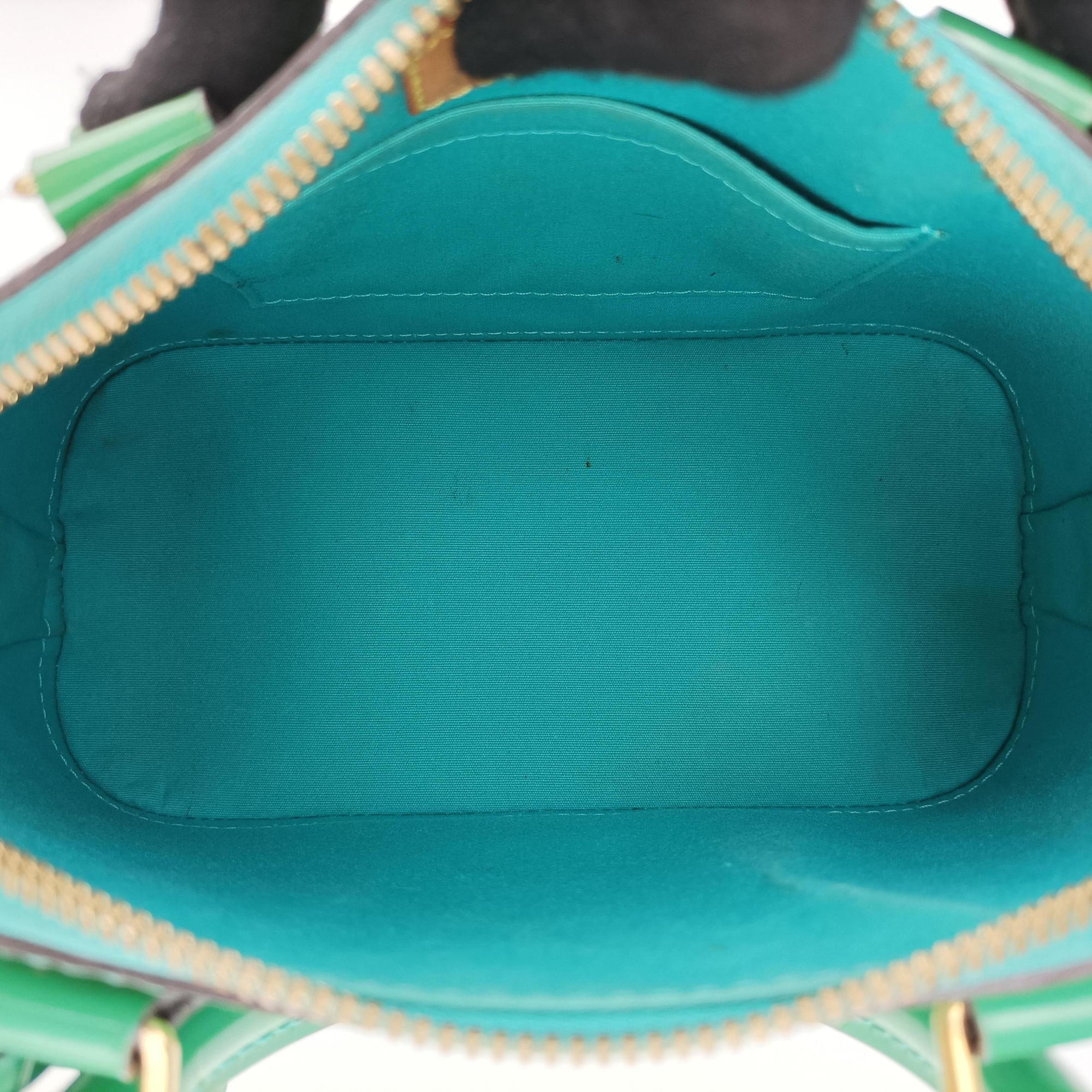 Secondhand Louis Vuitton Alma BB Blue Lagon Vernis M91696 shoulderbag | stylenewstar