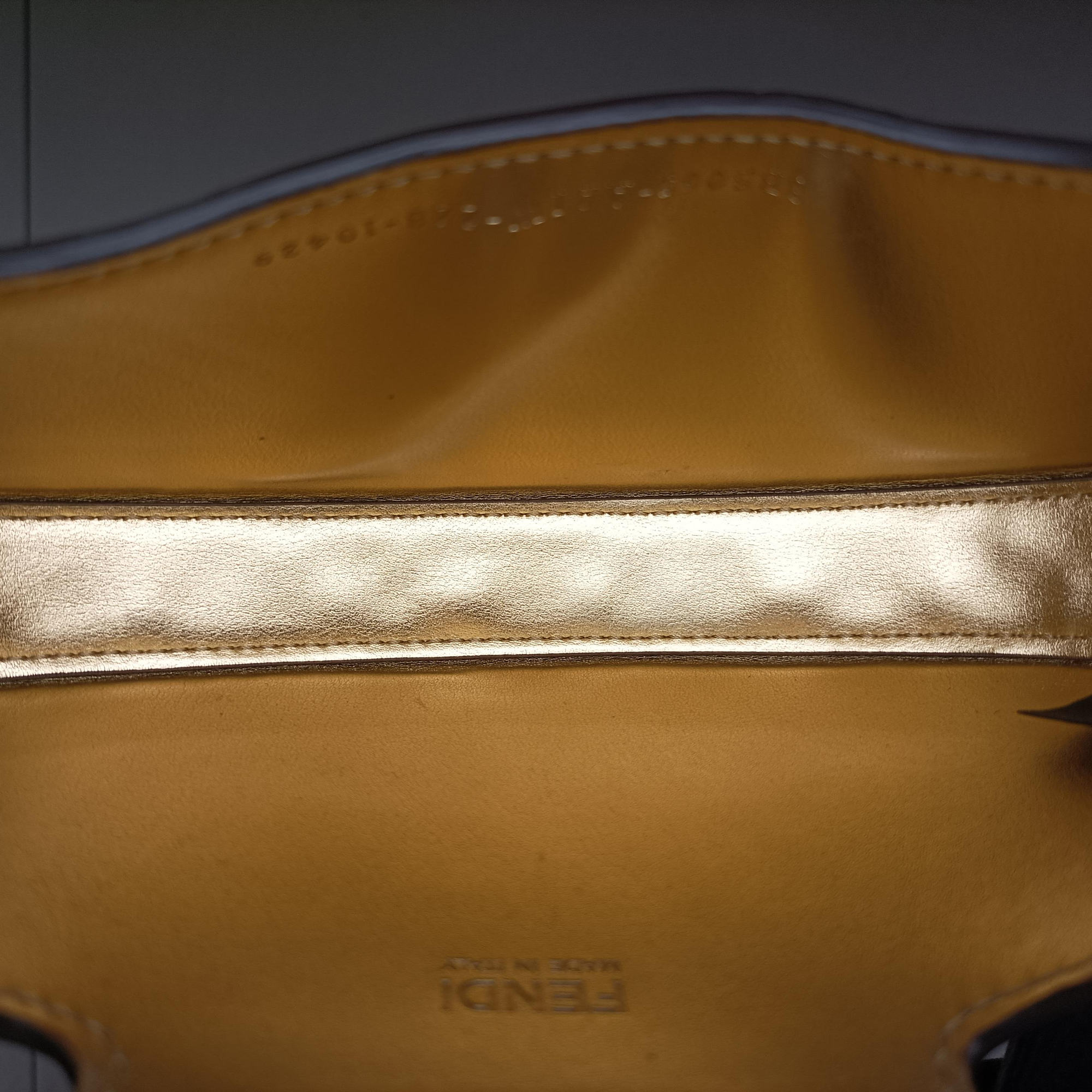 Pre-owned Fendi Cookie Mini Pink Leather 8BS065 shoulderbag | stylenewstar