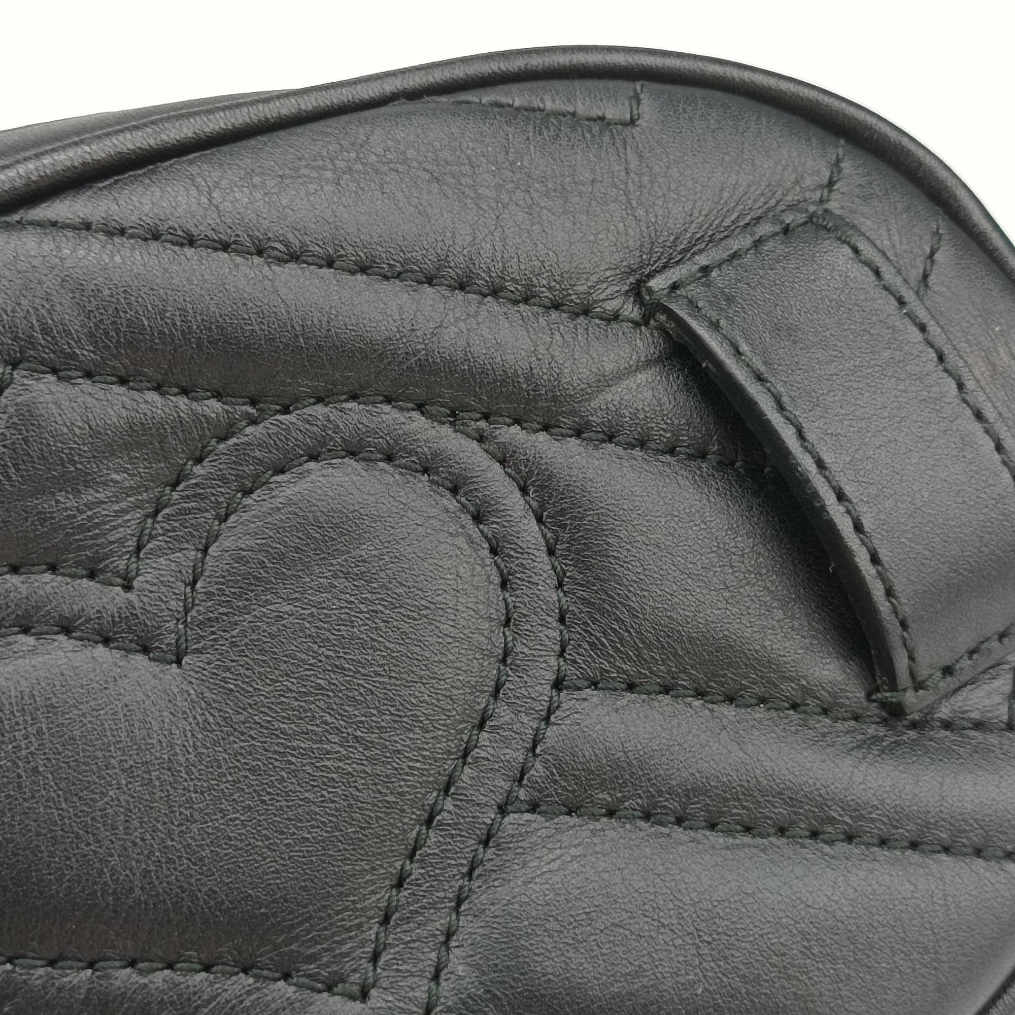 Secondhand Gucci GG Marmont Black Leather 476434 bum bag/waist bag | stylenewstar